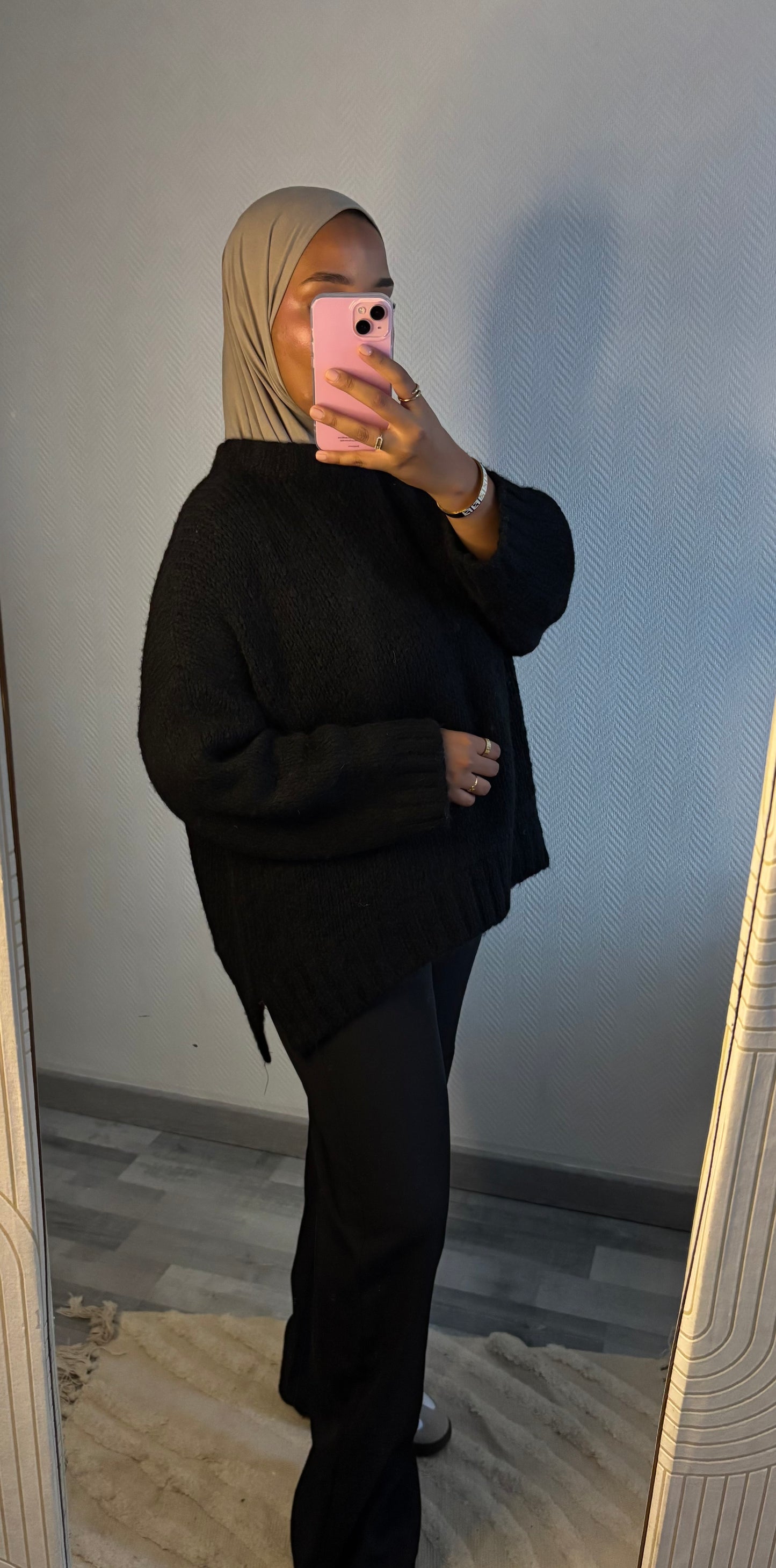 PULL NEYA • NOIR
