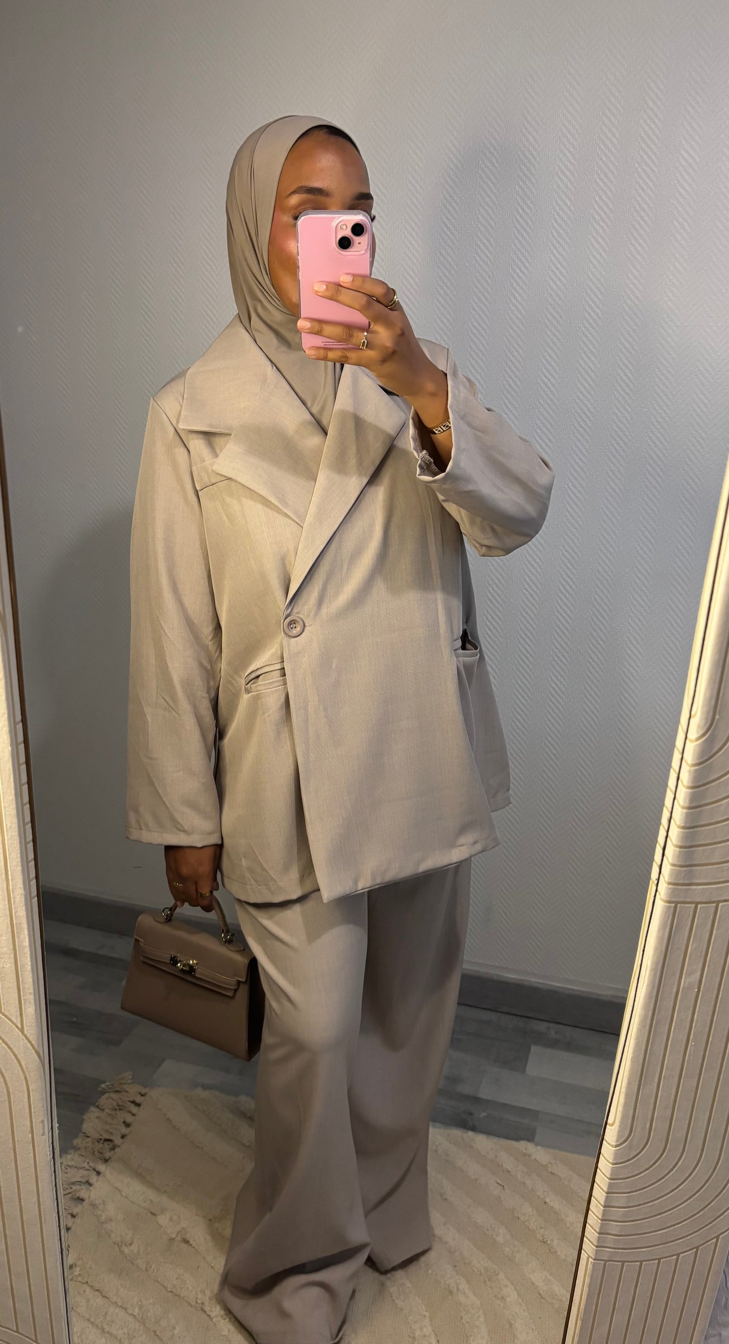 ENSEMBLE BLAZER • TAUPE