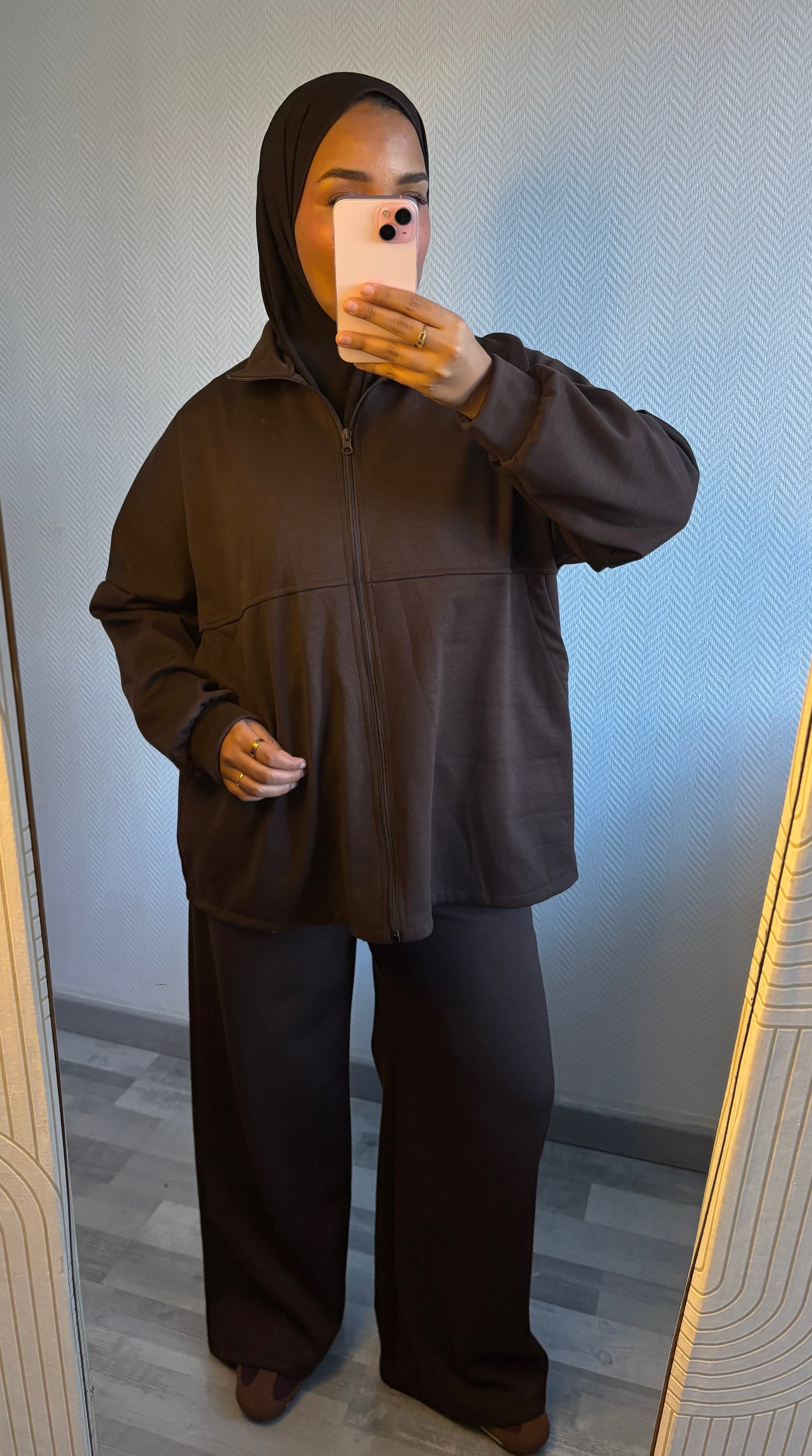 SURVÊTEMENT ZIPPÉ • CHOCO