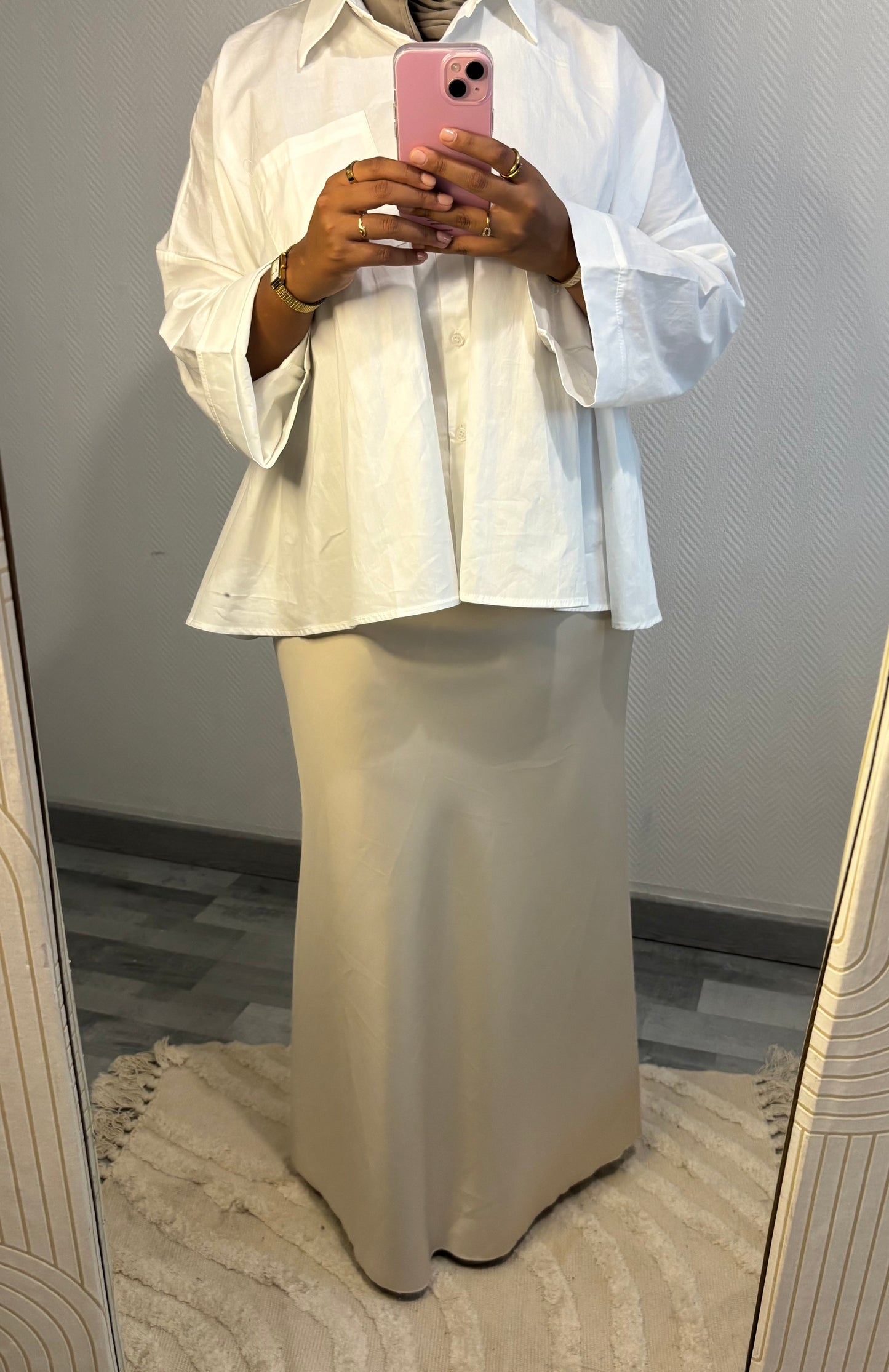 JUPE EN SATIN • BEIGE