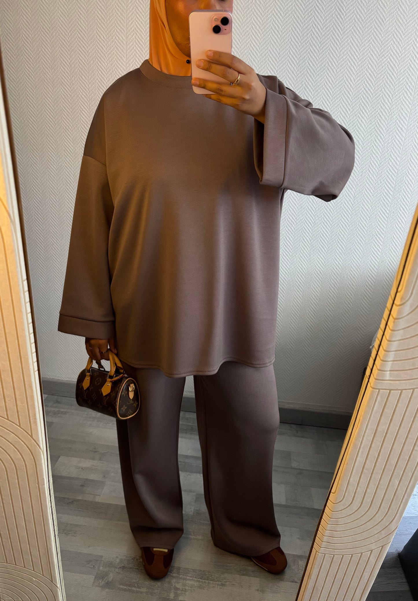 SURVÊTEMENT • TAUPE