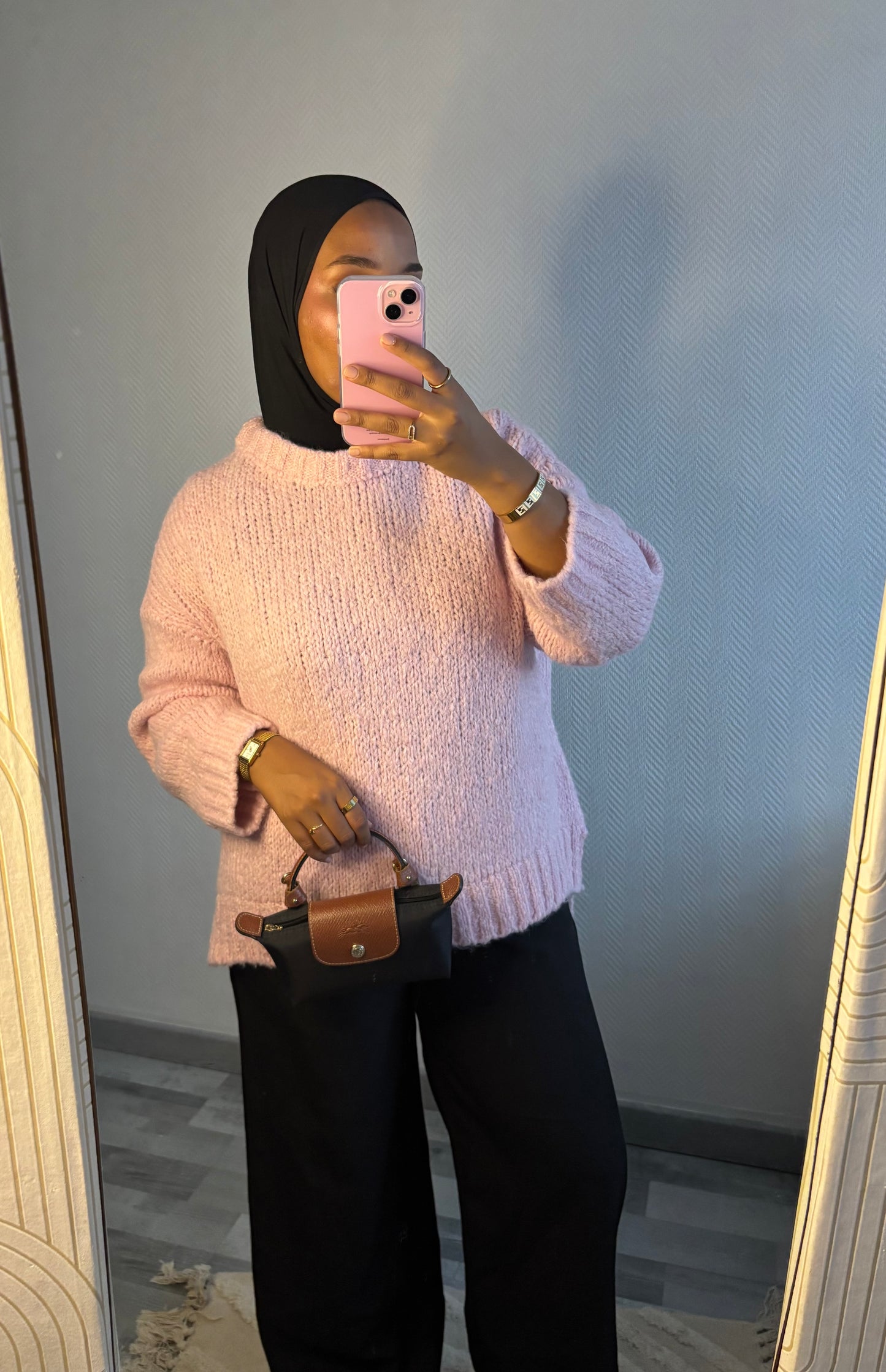 PULL NEYA • ROSE