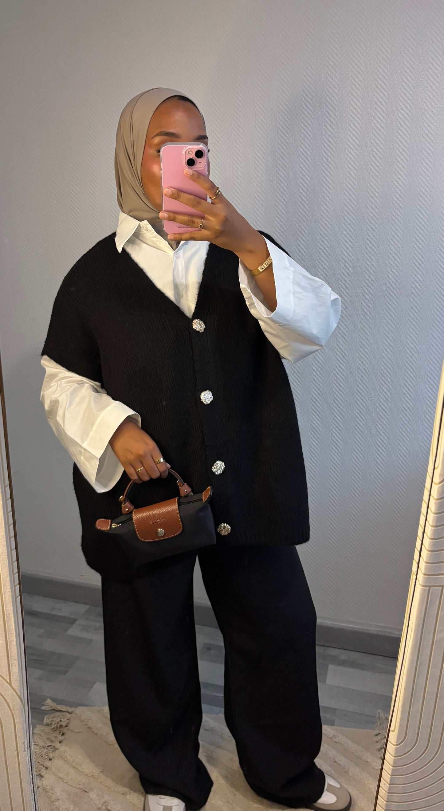 GILET À BOUTONS • NOIR