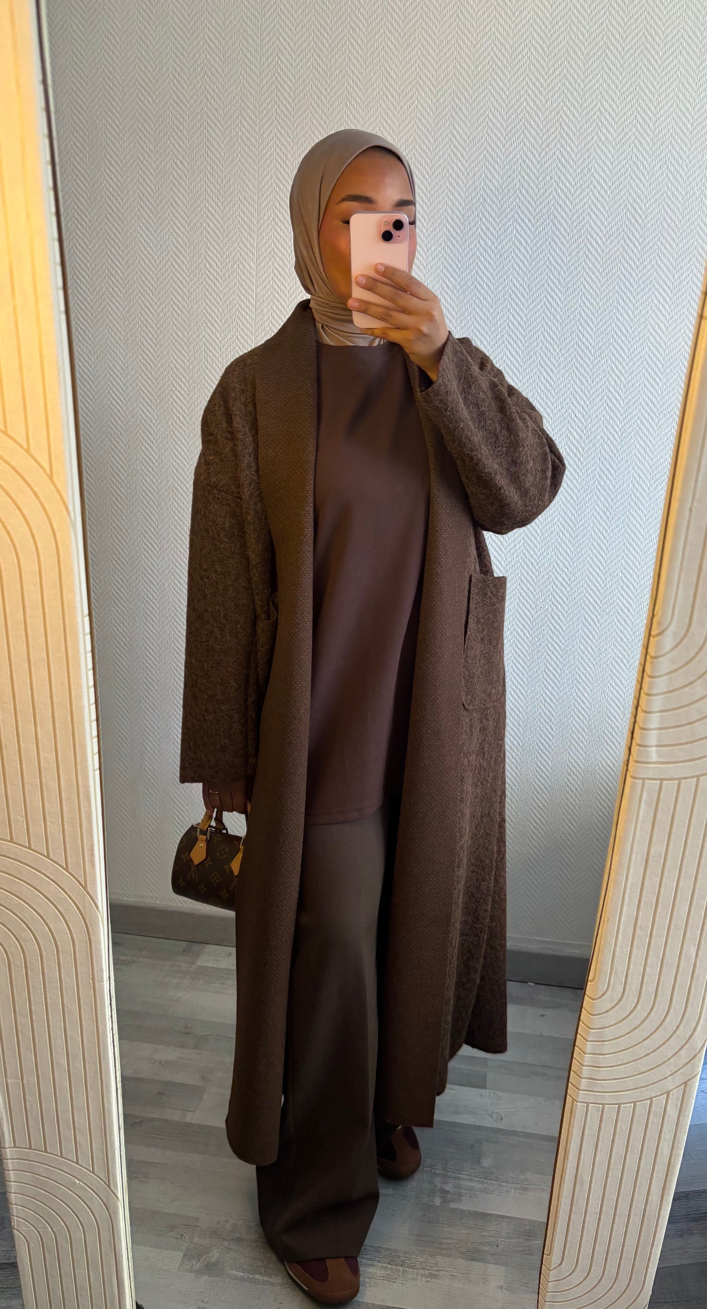 MANTEAU À POCHES • CHOCO