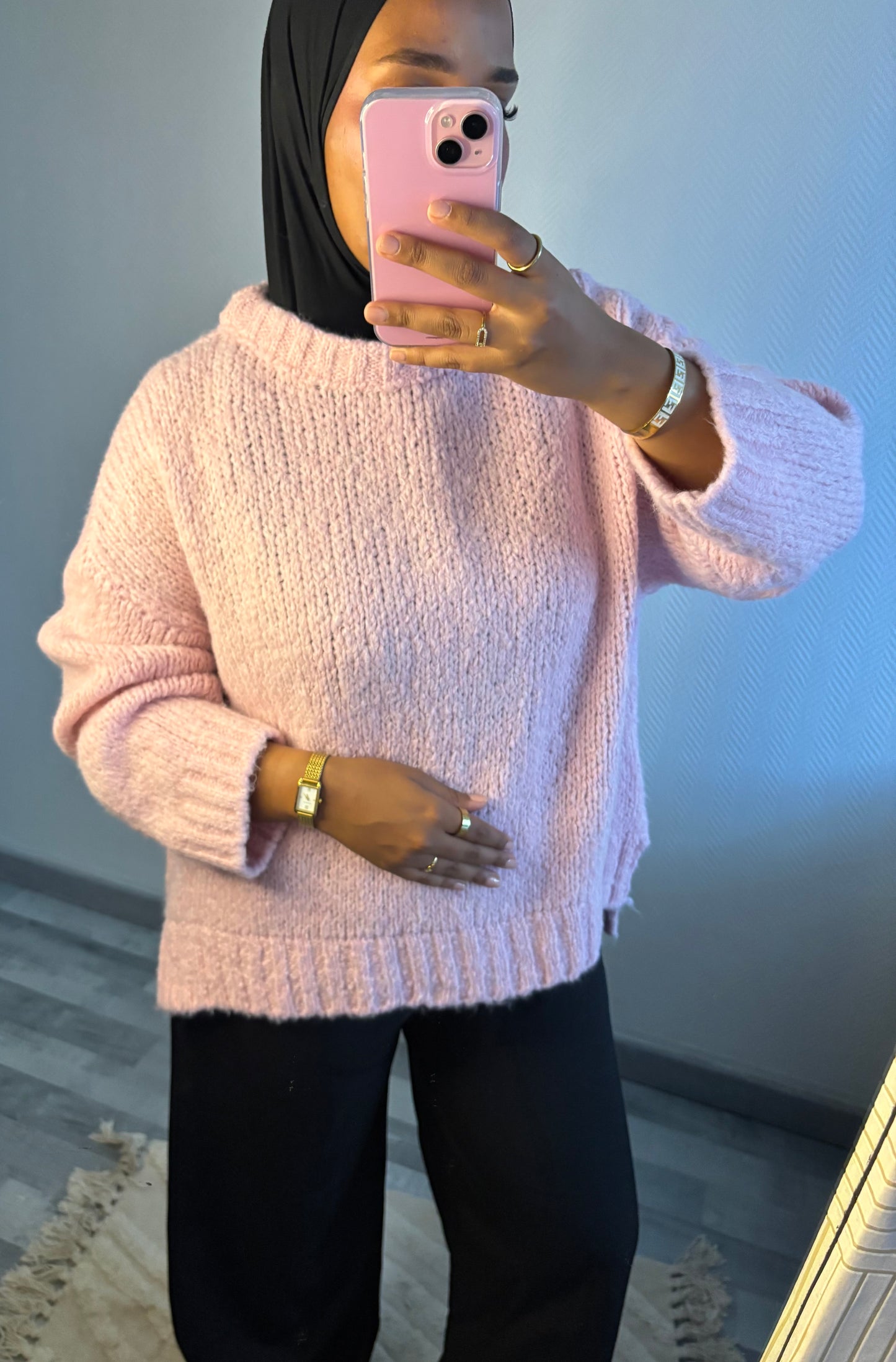 PULL NEYA • ROSE