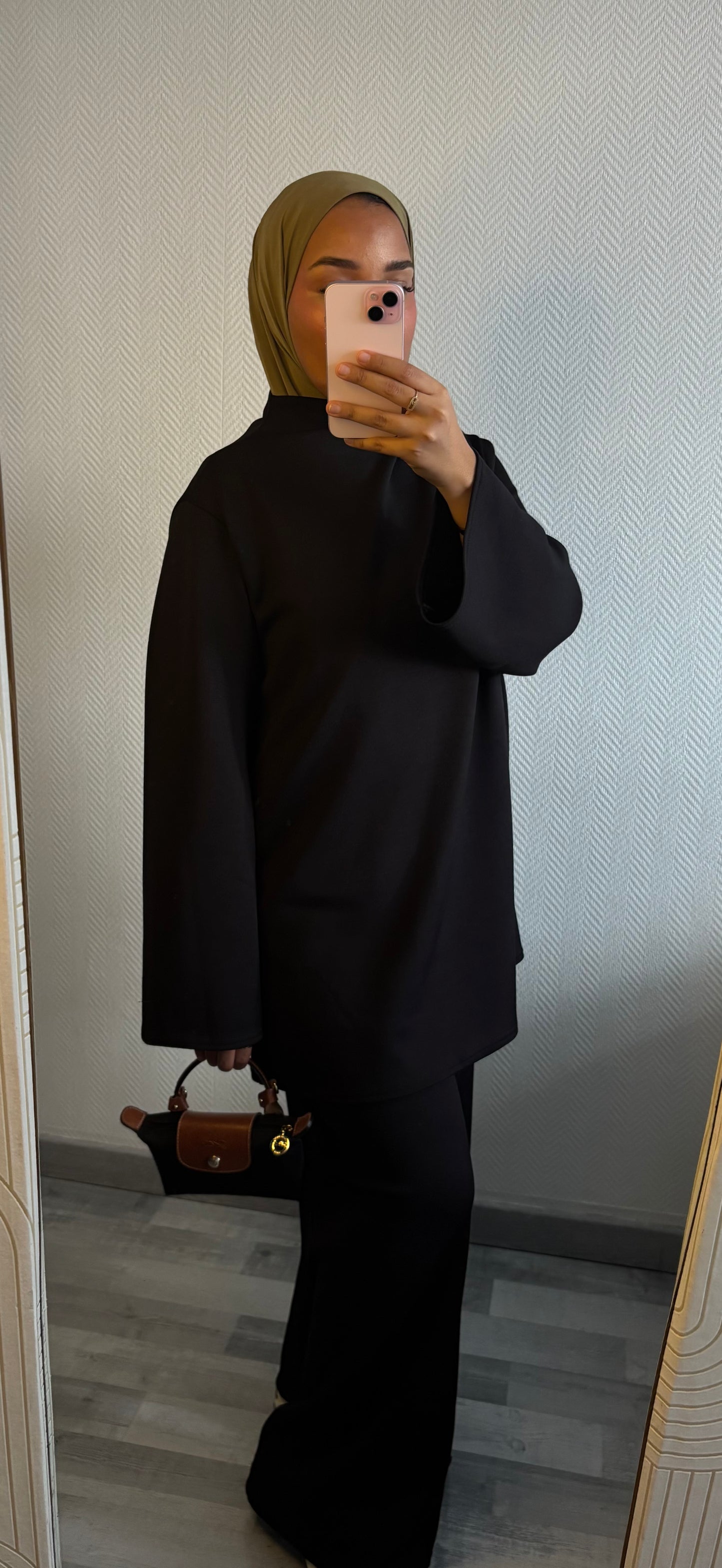 ENSEMBLE LAYAN • NOIR