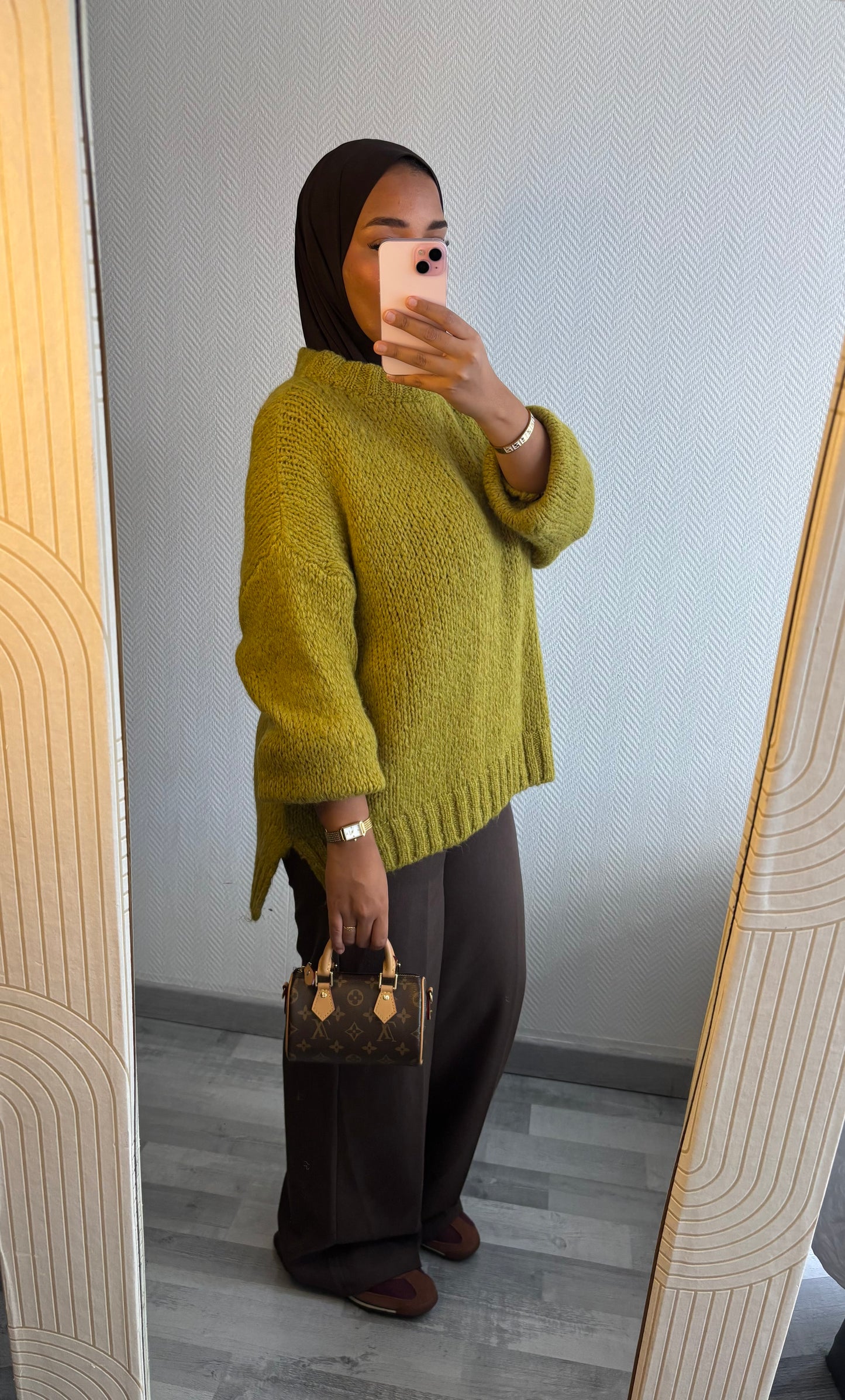 PULL NEYA • OLIVE