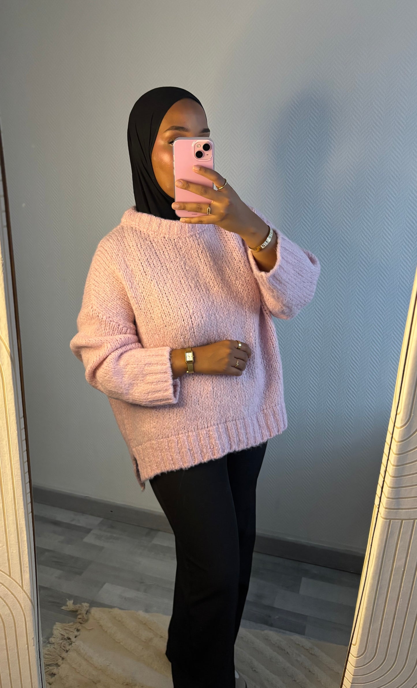PULL NEYA • ROSE