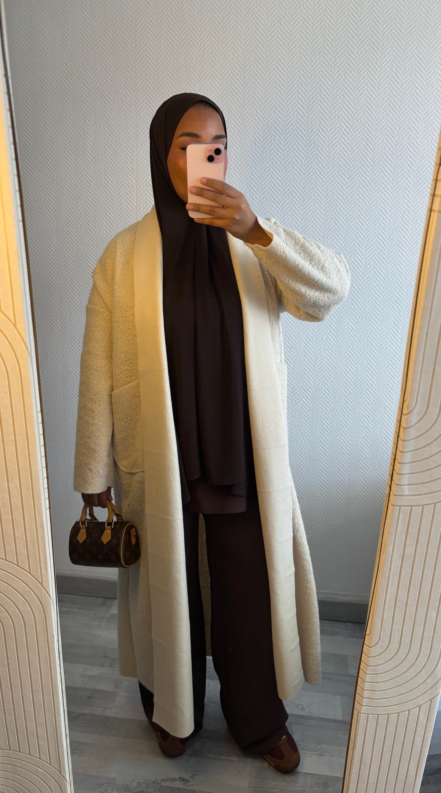 MANTEAU À POCHES • BEIGE