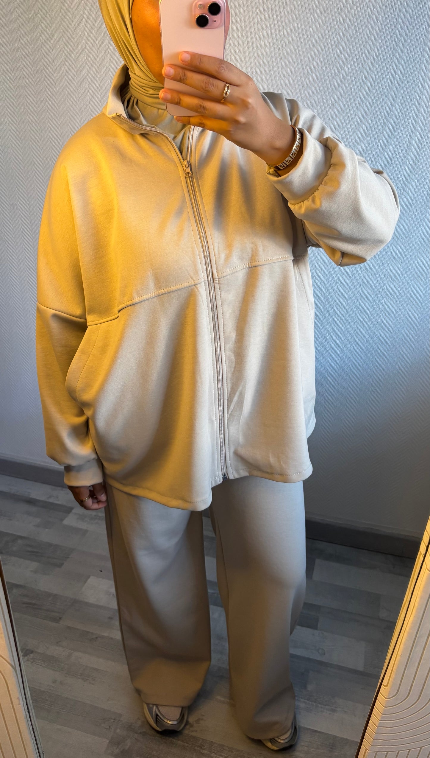 SURVÊTEMENT ZIPPÉ • BEIGE