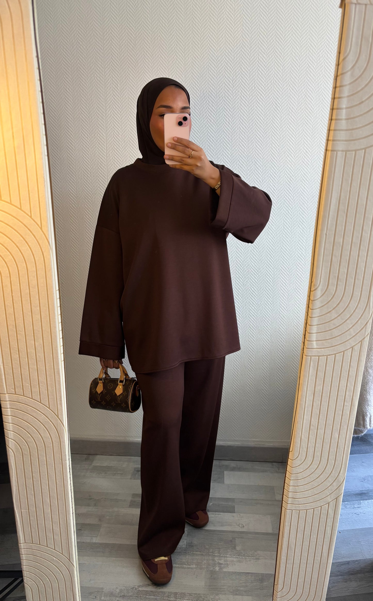 SURVÊTEMENT • CHOCO