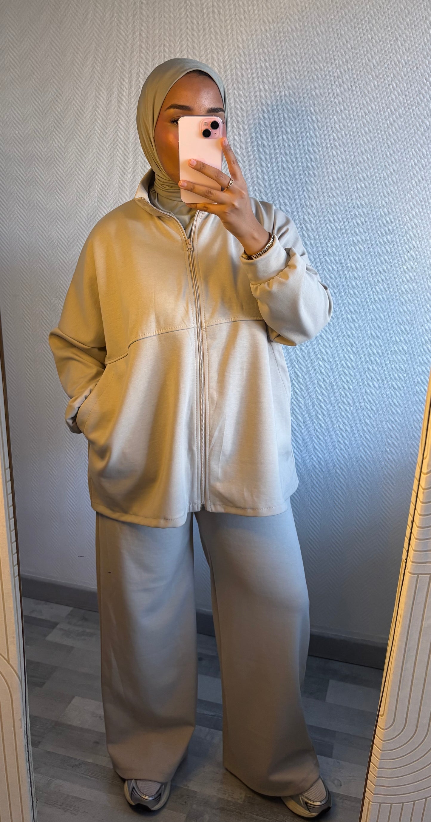 SURVÊTEMENT ZIPPÉ • BEIGE