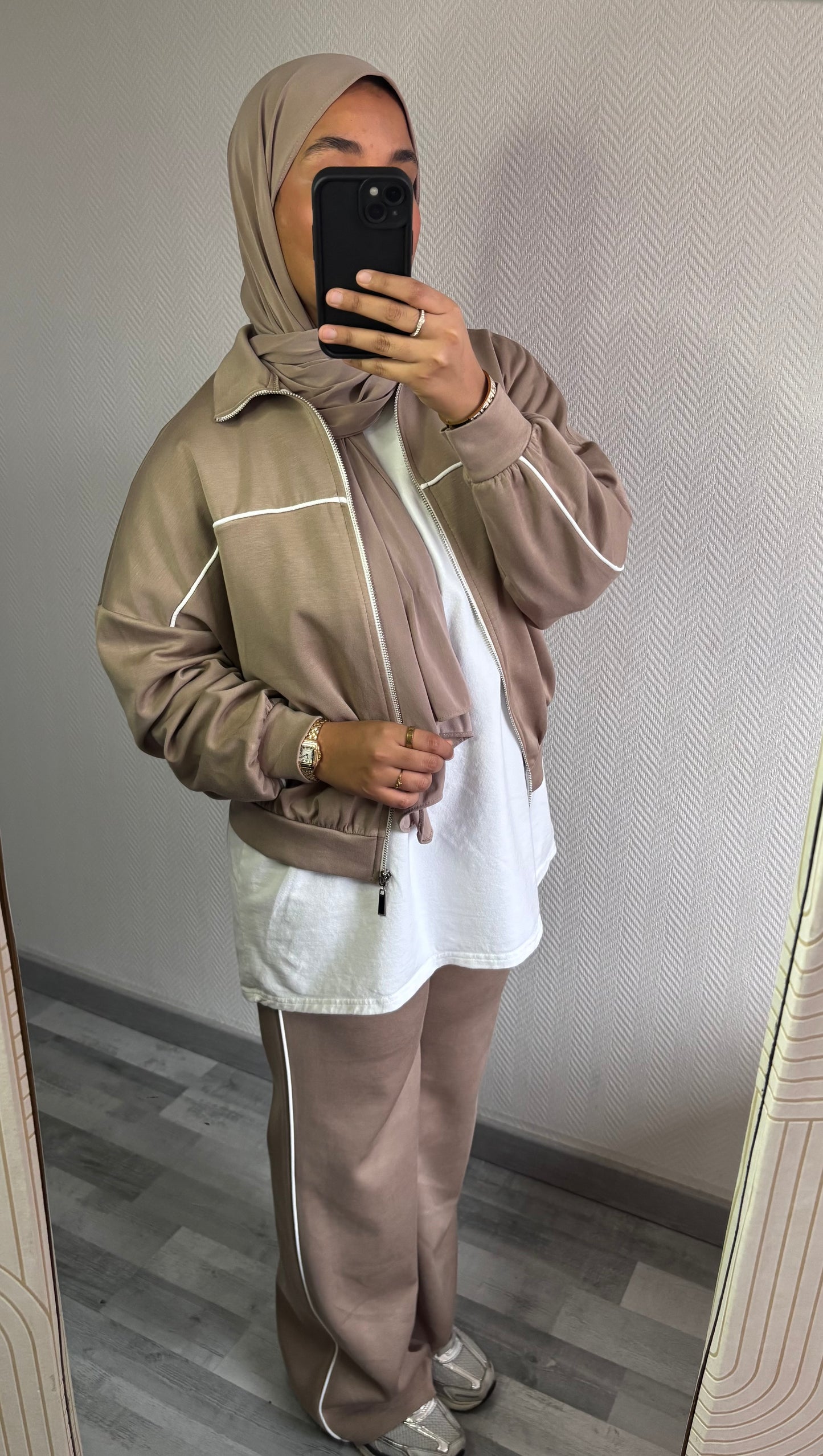 ENSEMBLE JOGGING • TAUPE