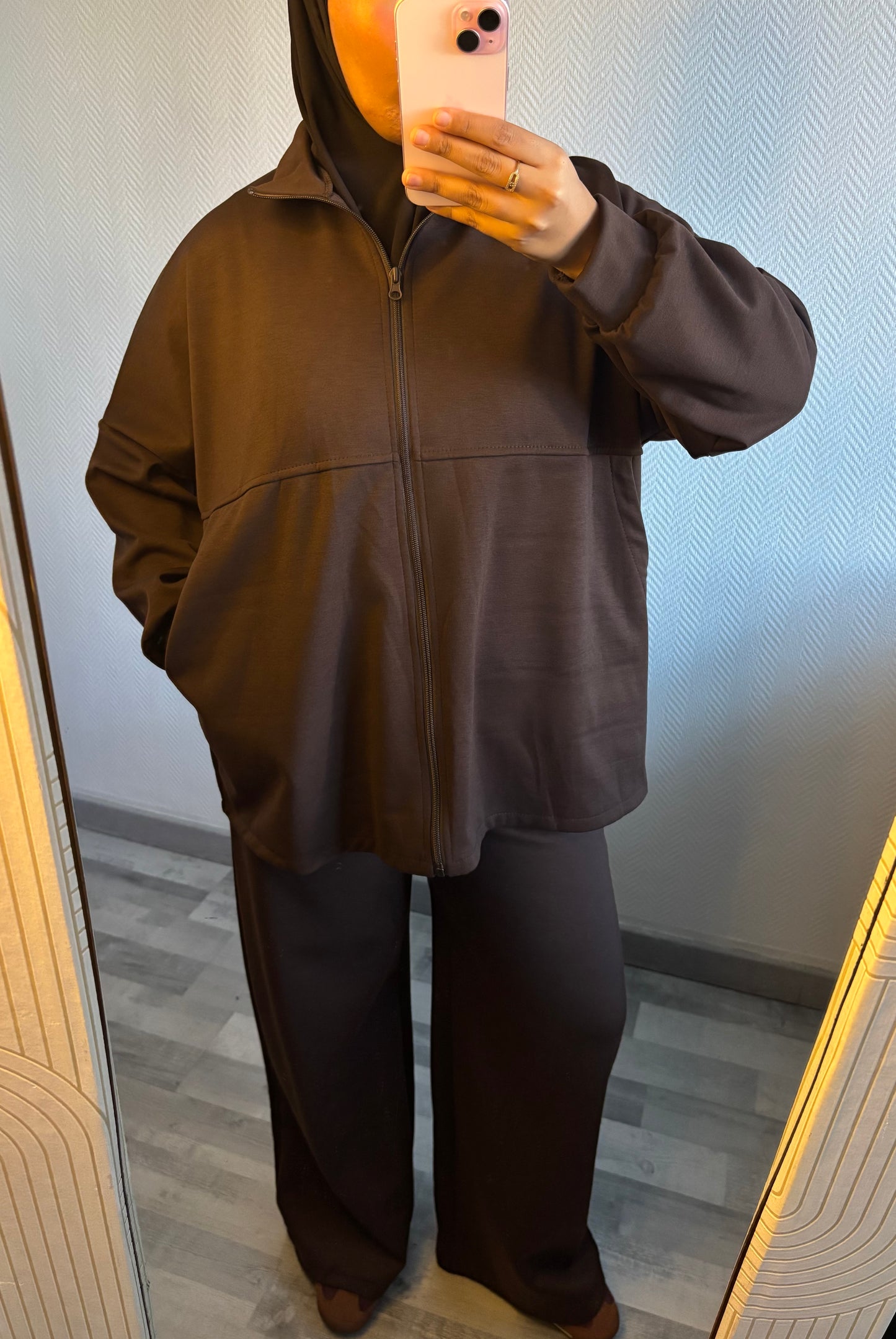 SURVÊTEMENT ZIPPÉ • CHOCO