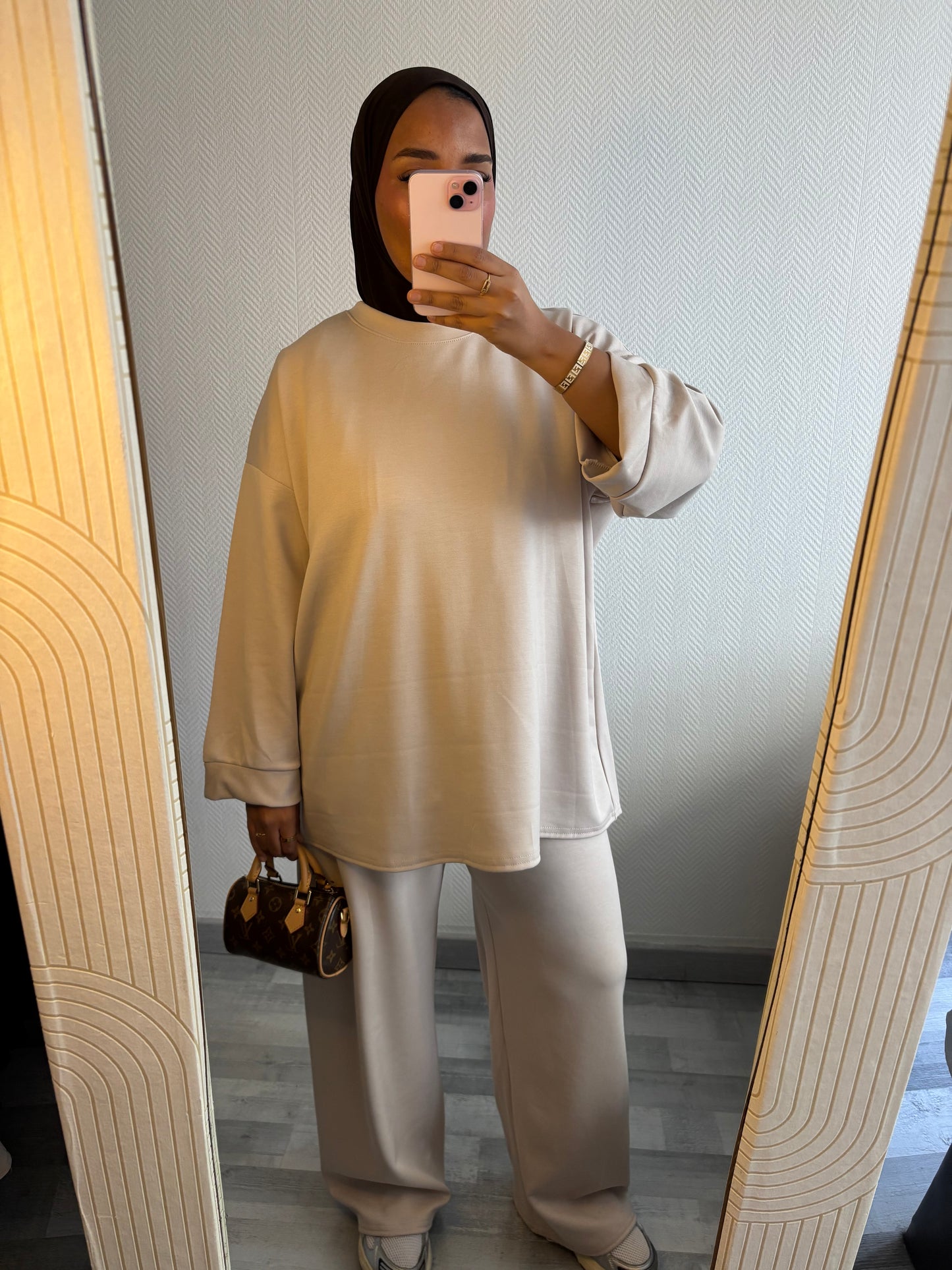 SURVÊTEMENT • BEIGE