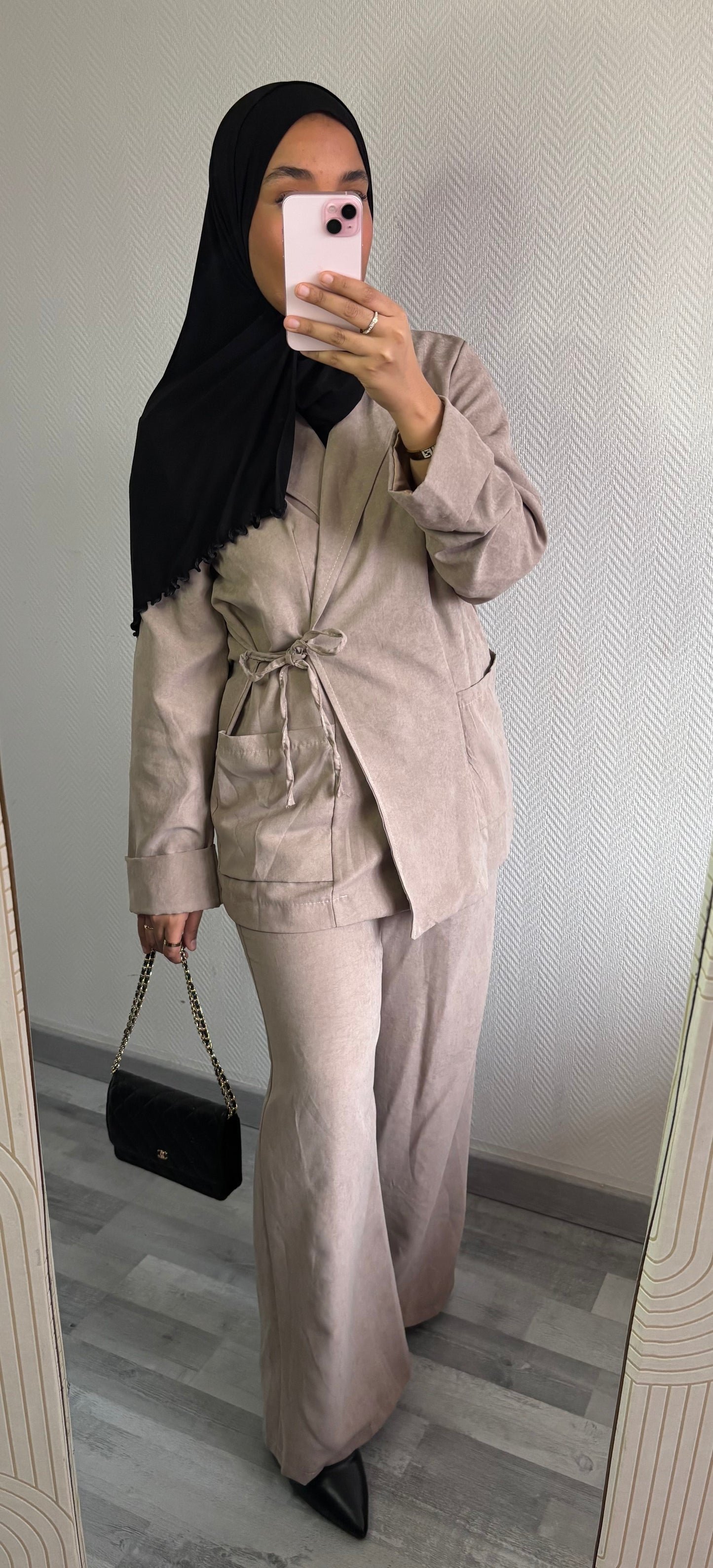 ENSEMBLE JENNAH • TAUPE