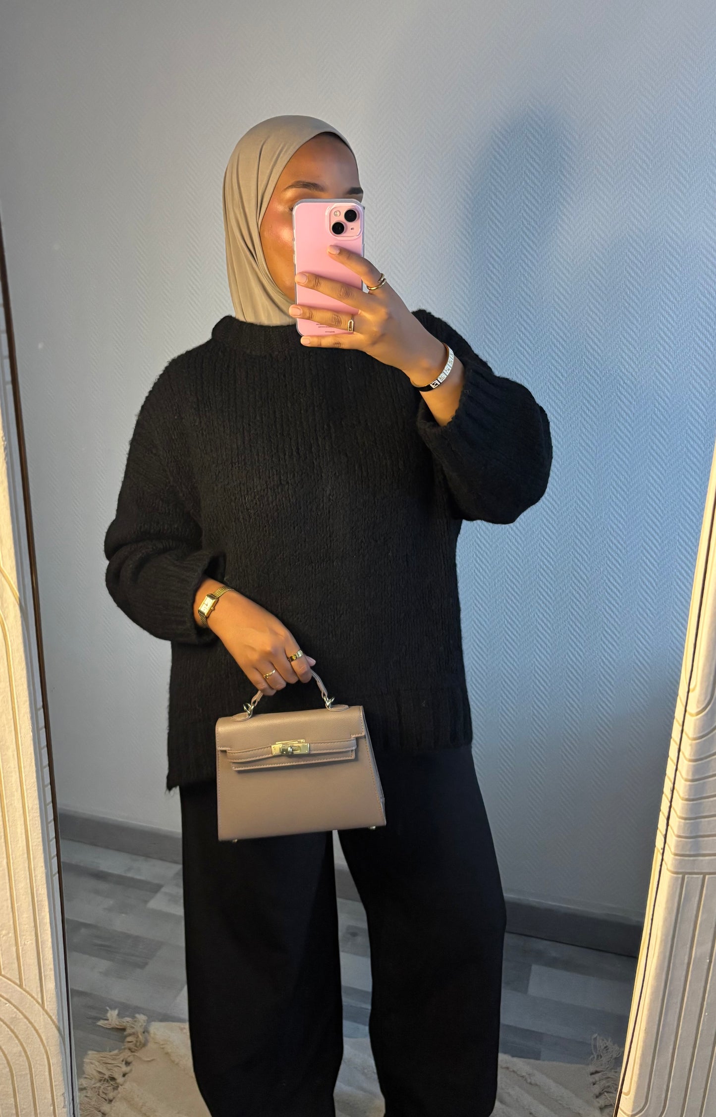 PULL NEYA • NOIR