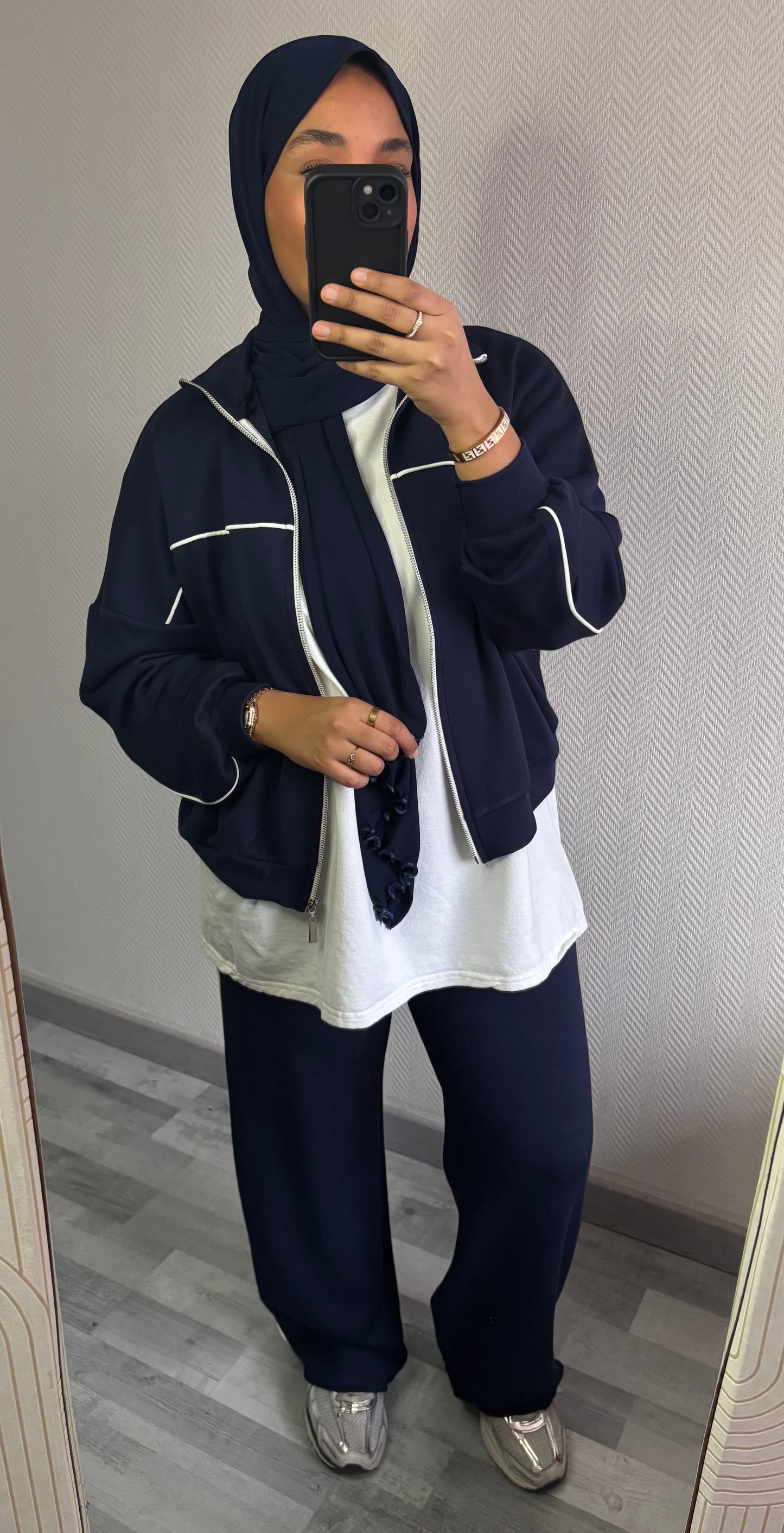 ENSEMBLE JOGGING • BLEU MARINE