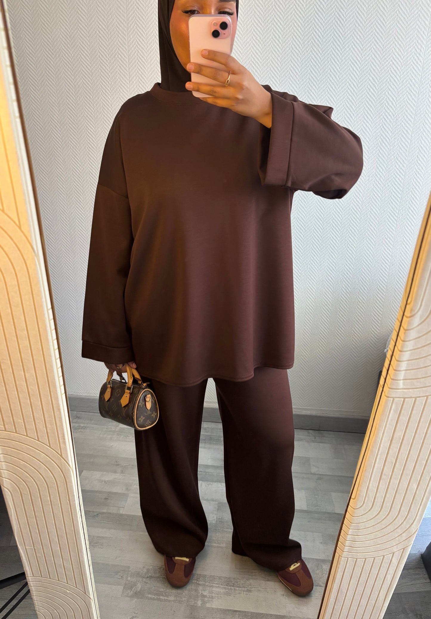 SURVÊTEMENT • CHOCO