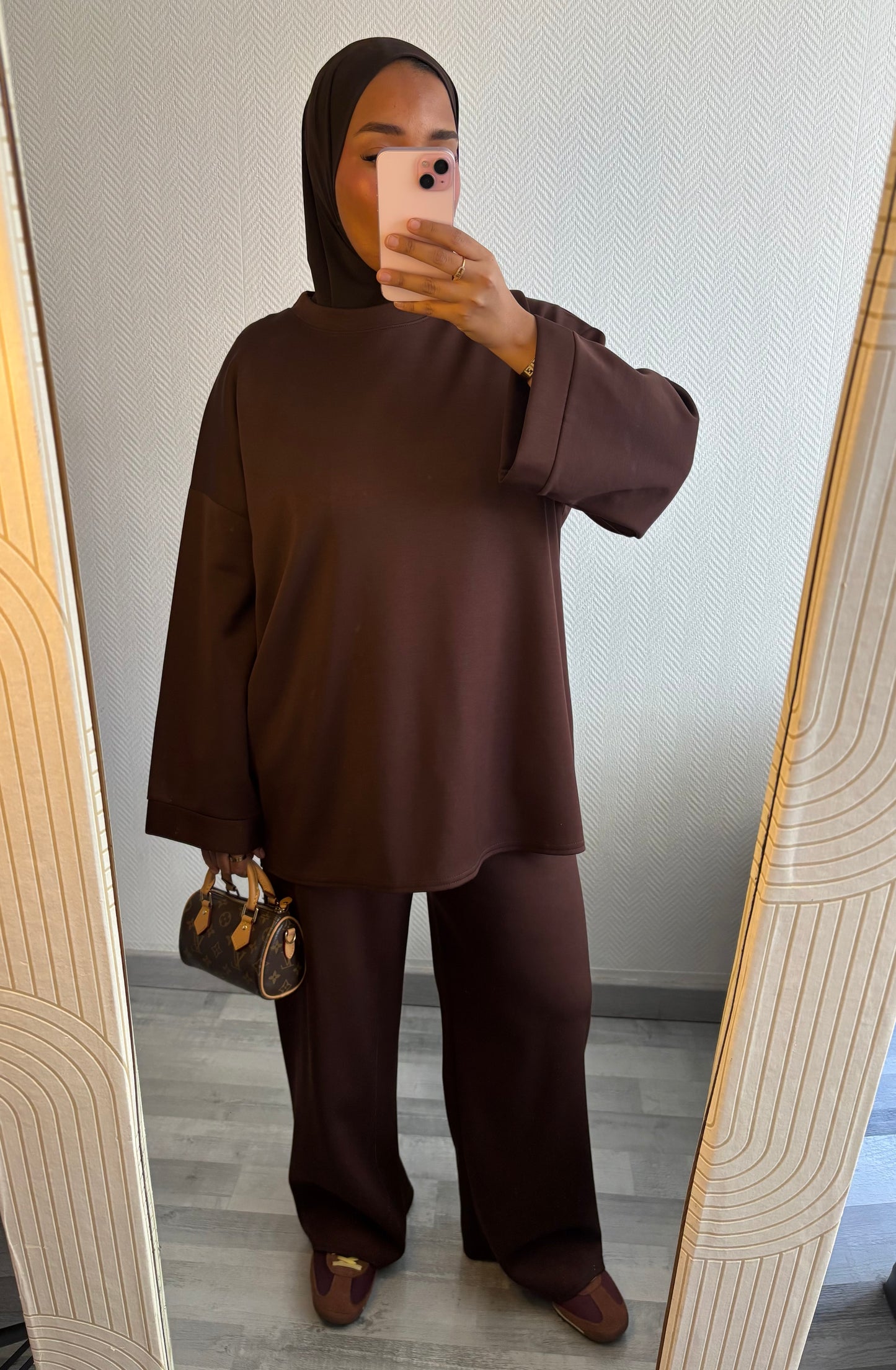 SURVÊTEMENT • CHOCO