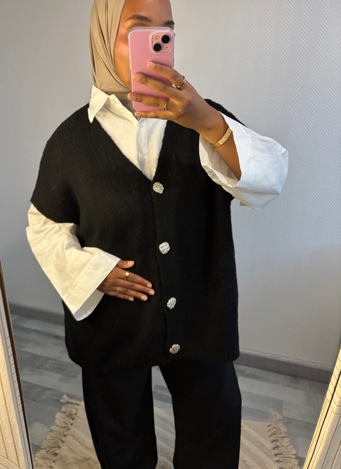 GILET À BOUTONS • NOIR