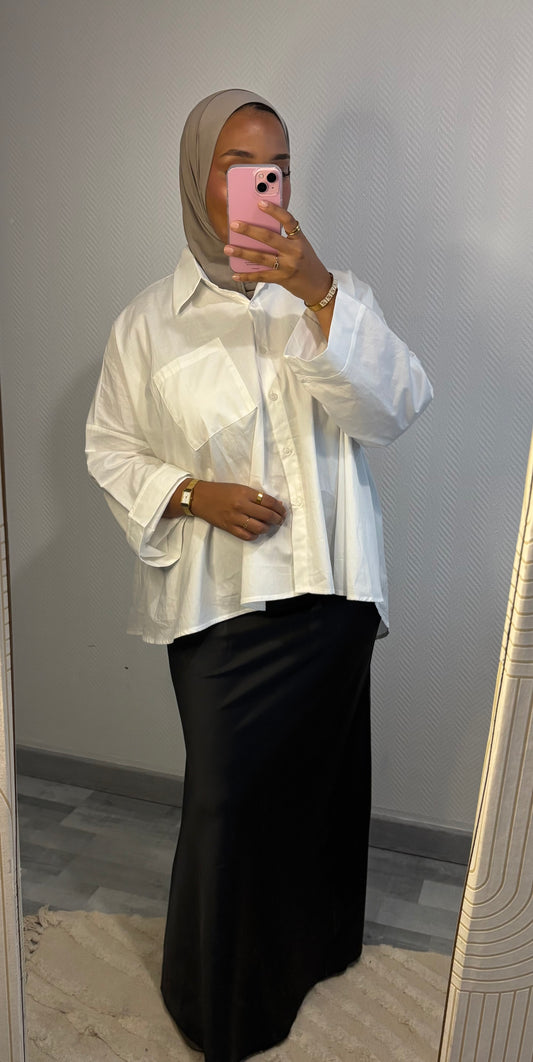 JUPE EN SATIN • NOIR