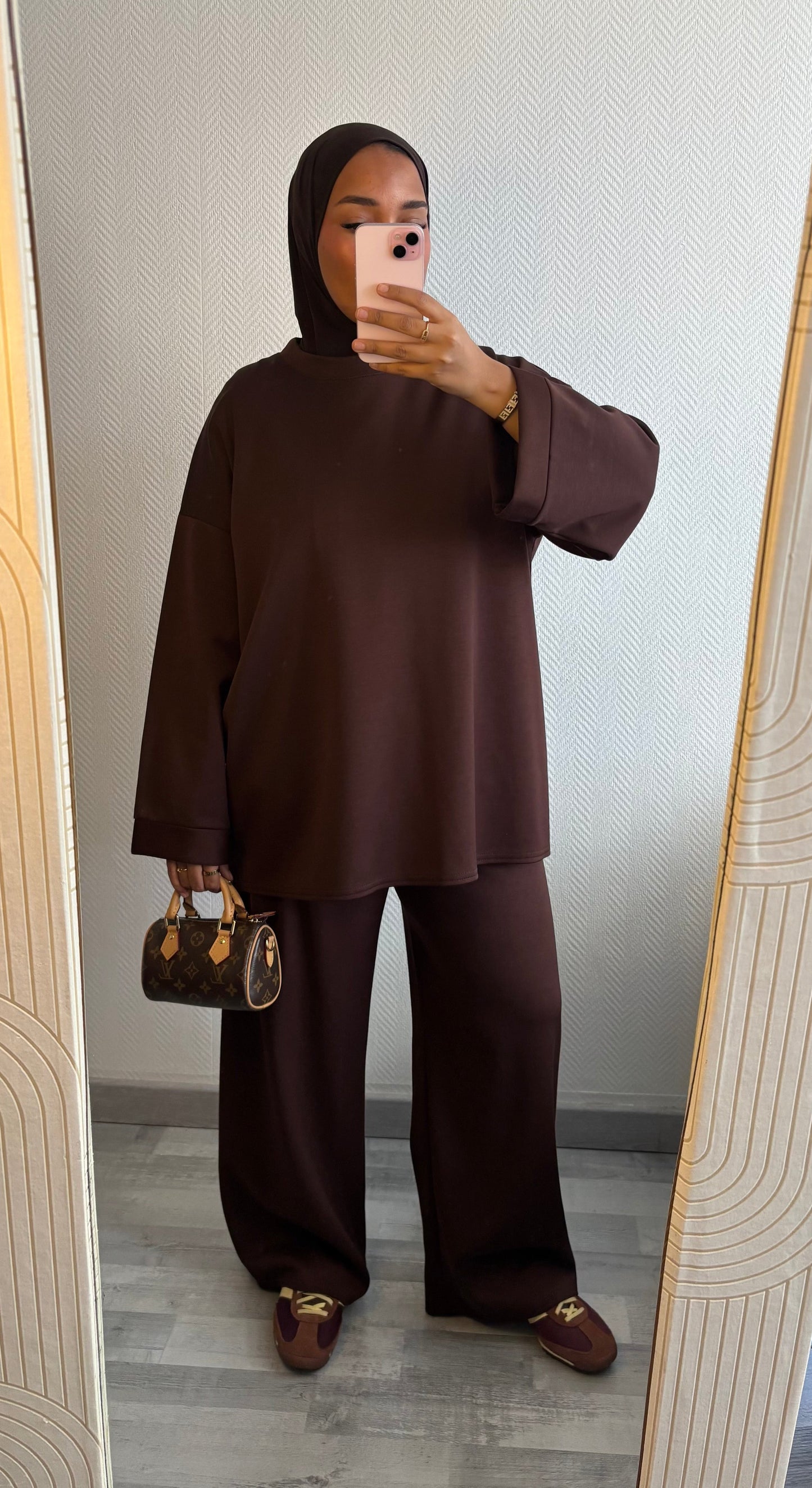 SURVÊTEMENT • CHOCO