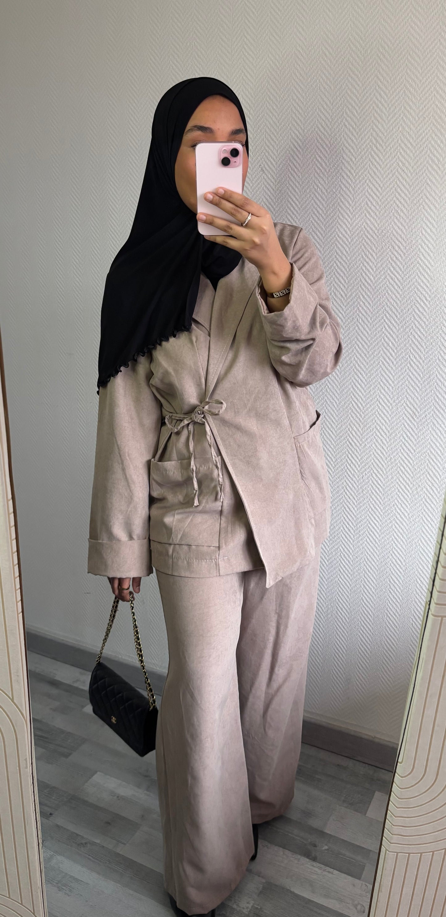 ENSEMBLE JENNAH • TAUPE