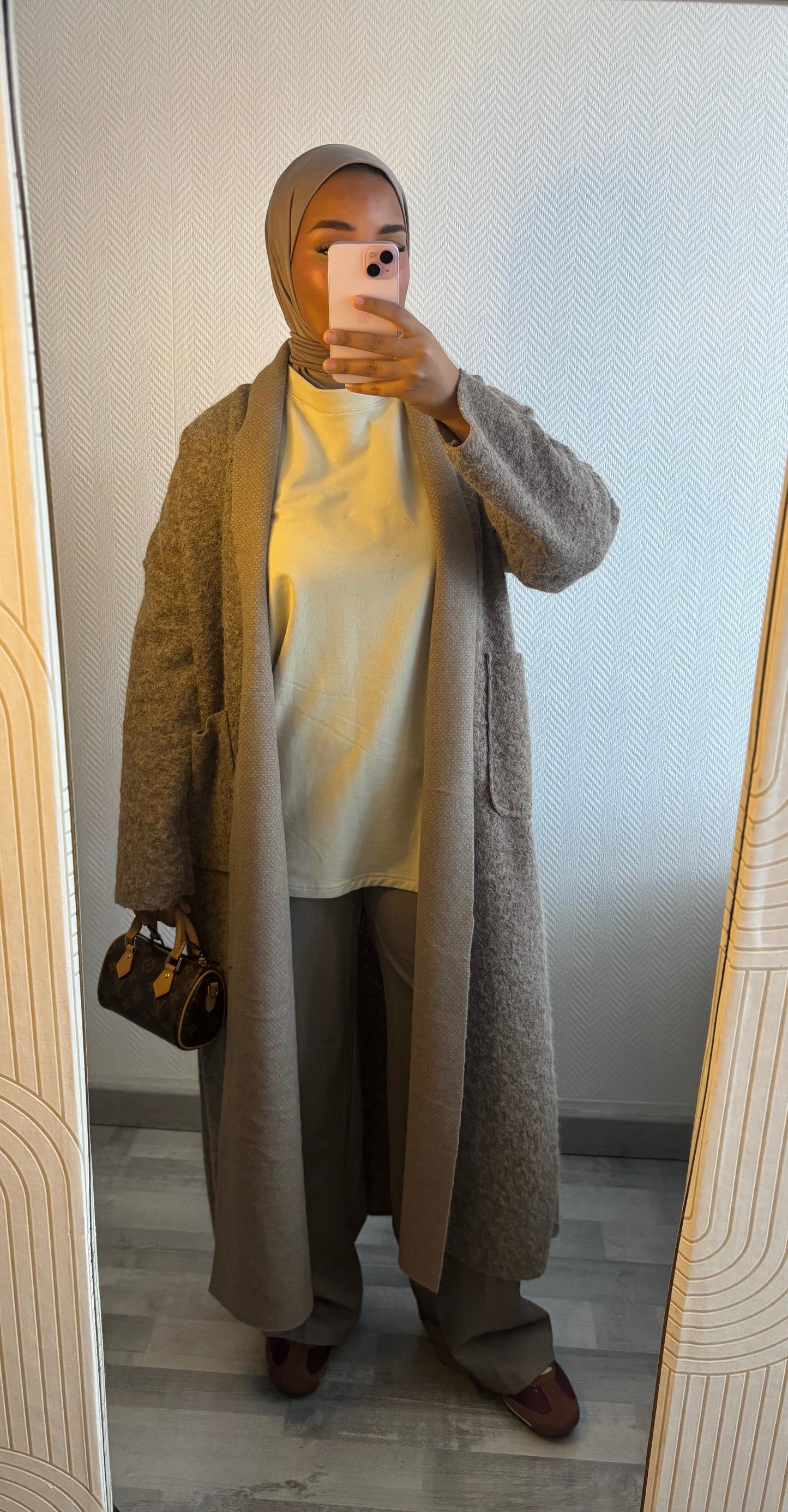 MANTEAU À POCHES • TAUPE