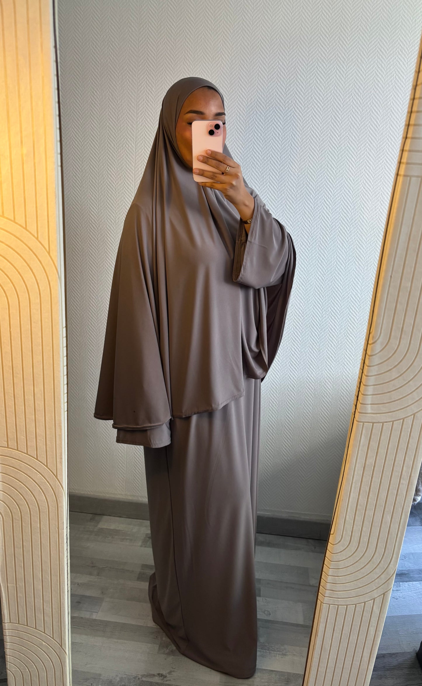 ENSEMBLE KHIMAR JERSEY PREMIUM • TAUPE