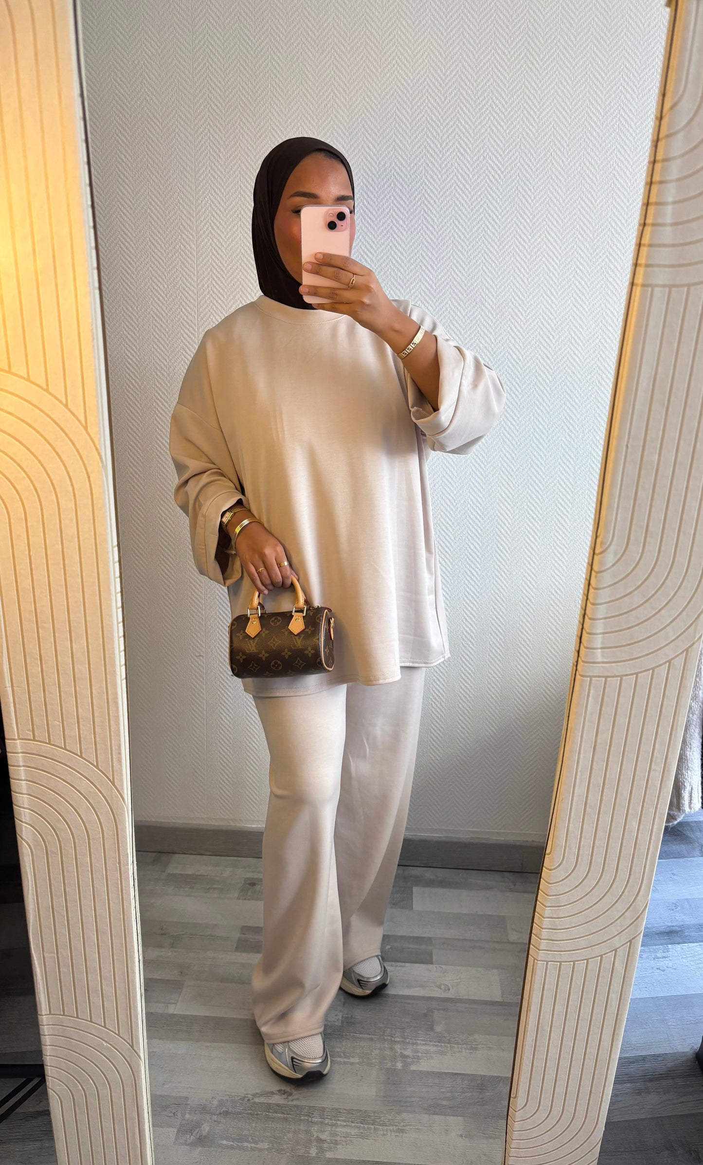 SURVÊTEMENT • BEIGE