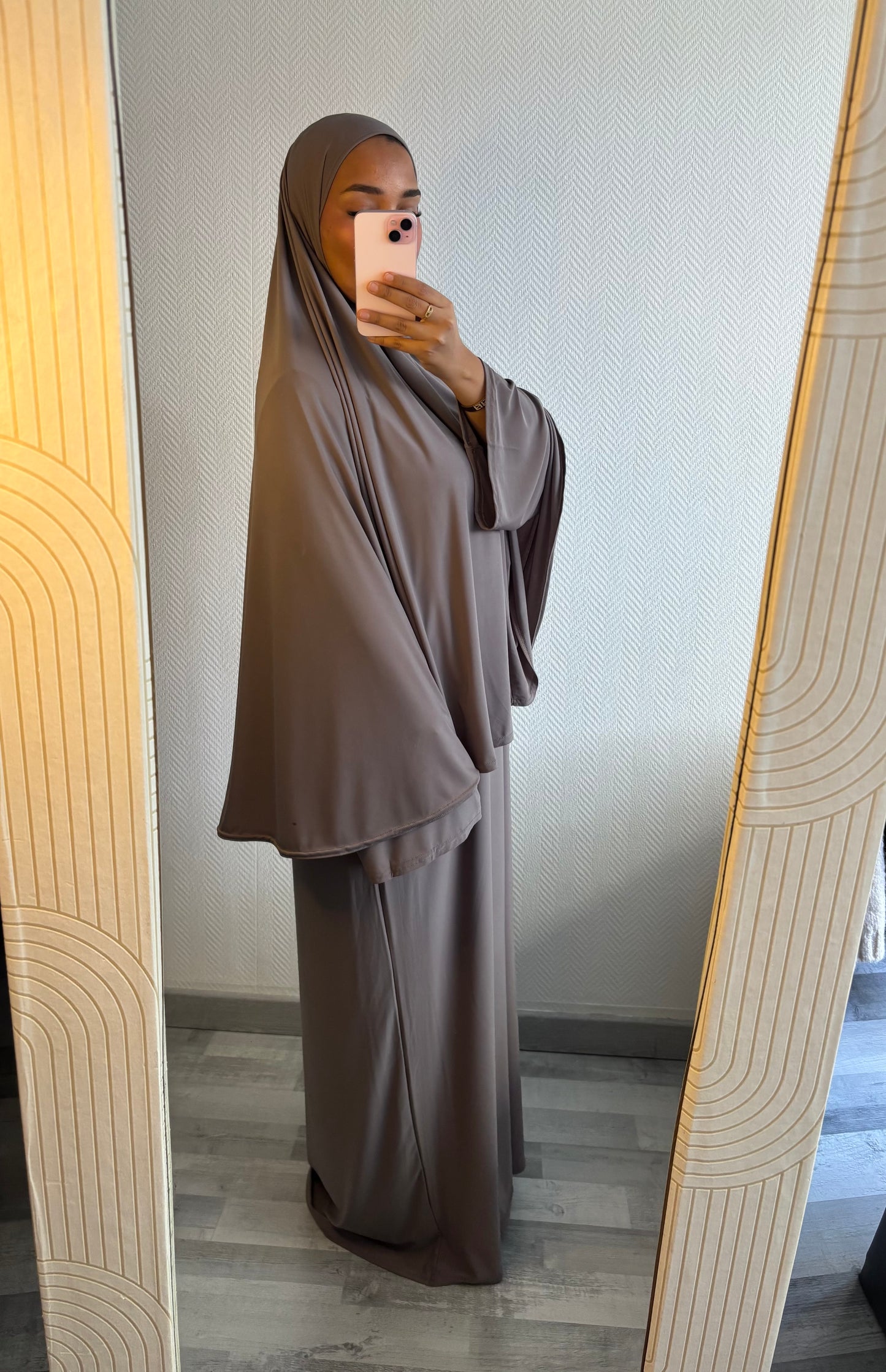 ENSEMBLE KHIMAR JERSEY PREMIUM • TAUPE