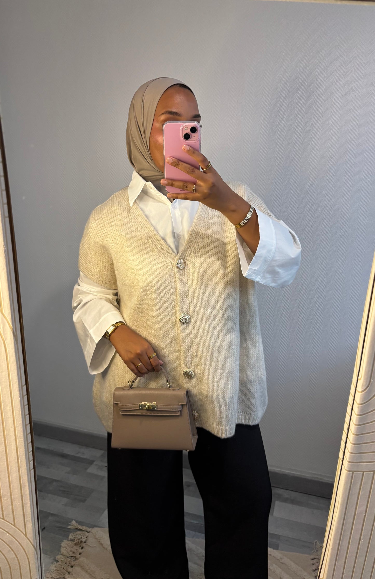 GILET À BOUTONS • BEIGE