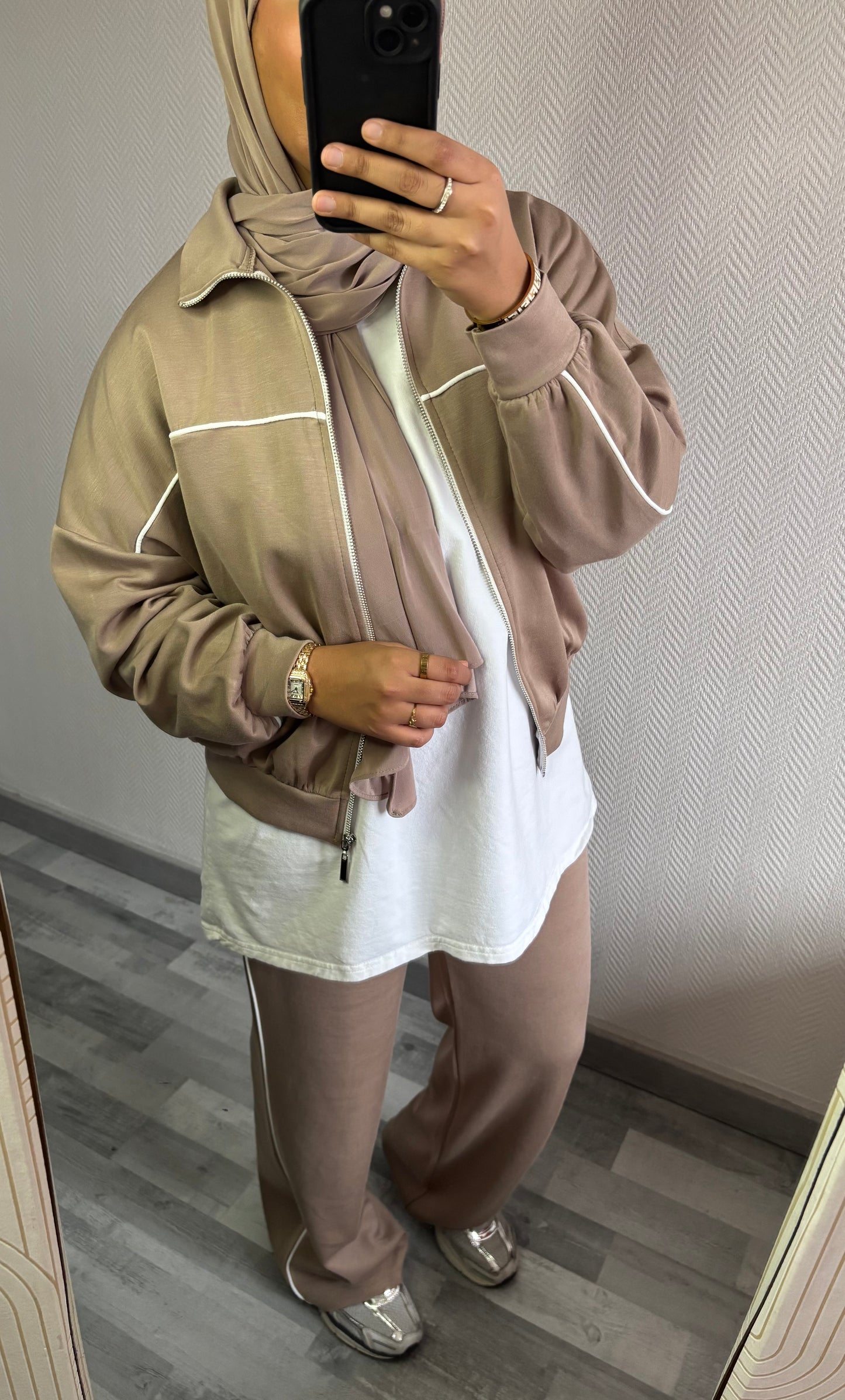 ENSEMBLE JOGGING • TAUPE