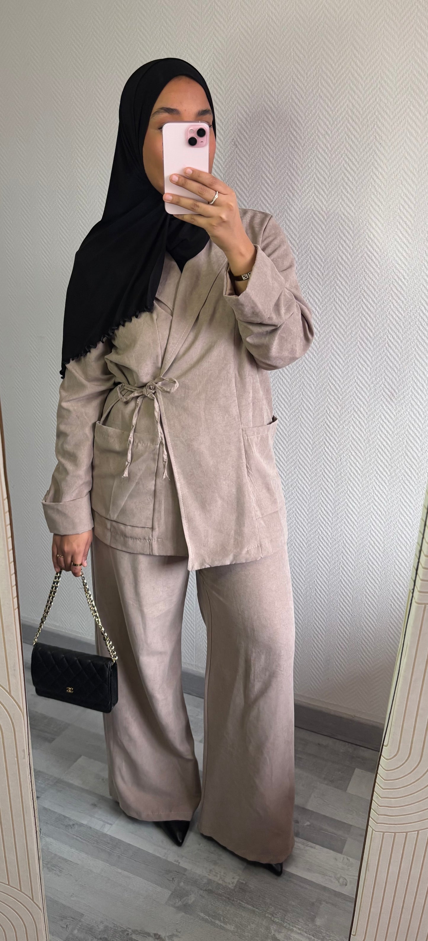 ENSEMBLE JENNAH • TAUPE