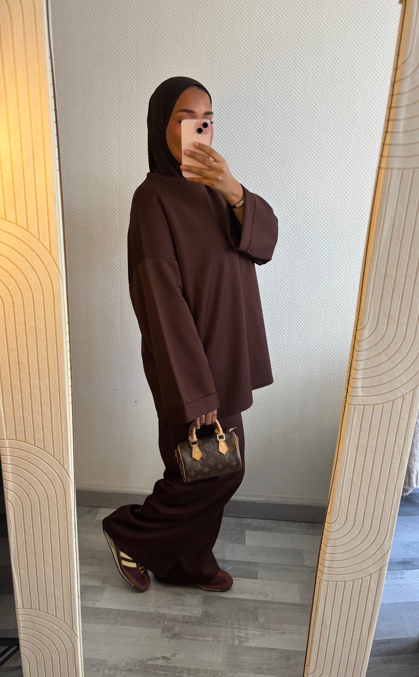 SURVÊTEMENT • CHOCO