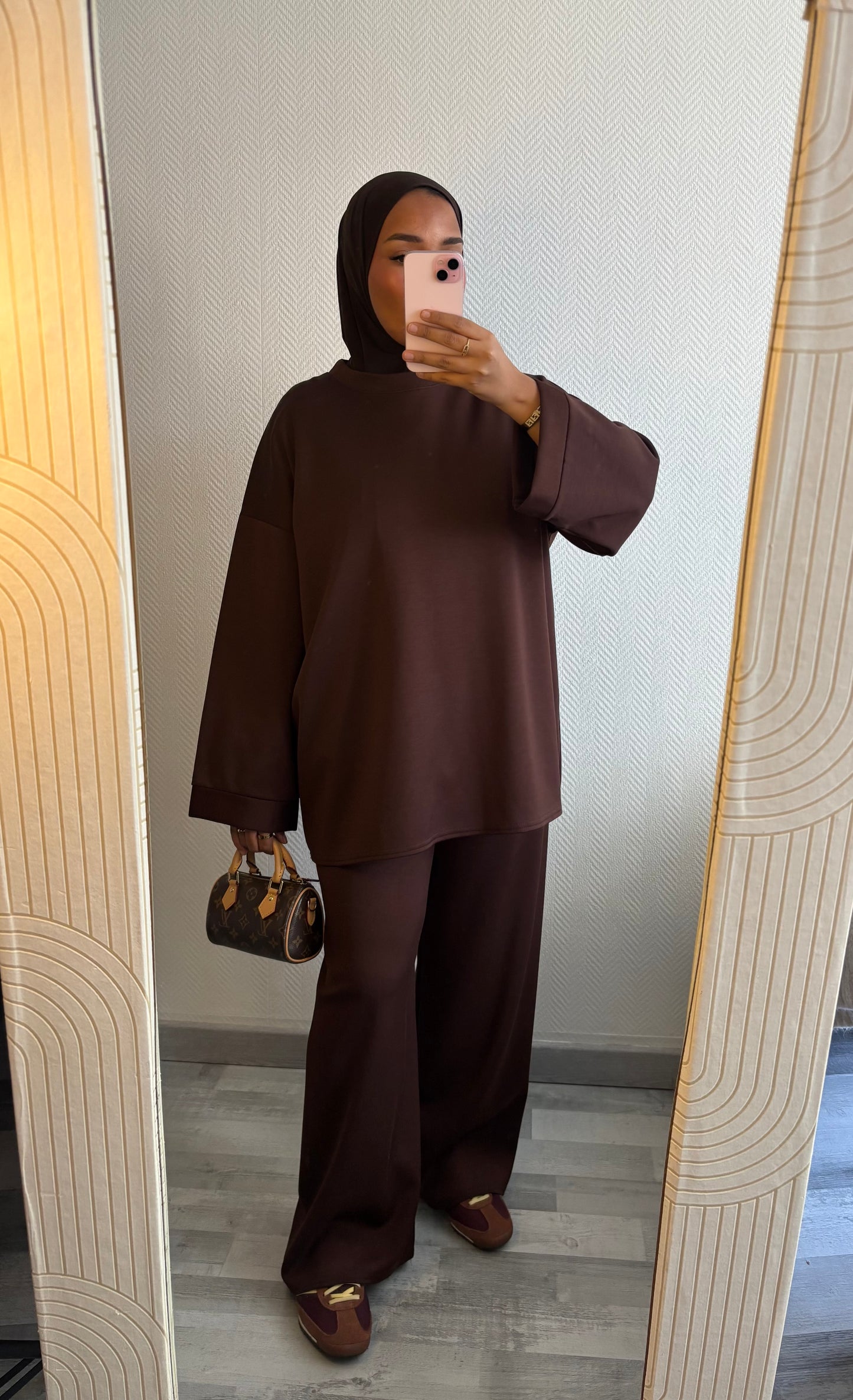 SURVÊTEMENT • CHOCO