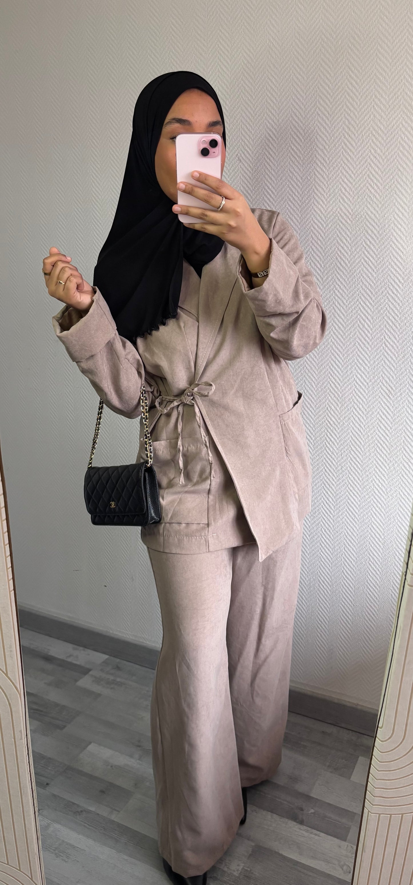 ENSEMBLE JENNAH • TAUPE