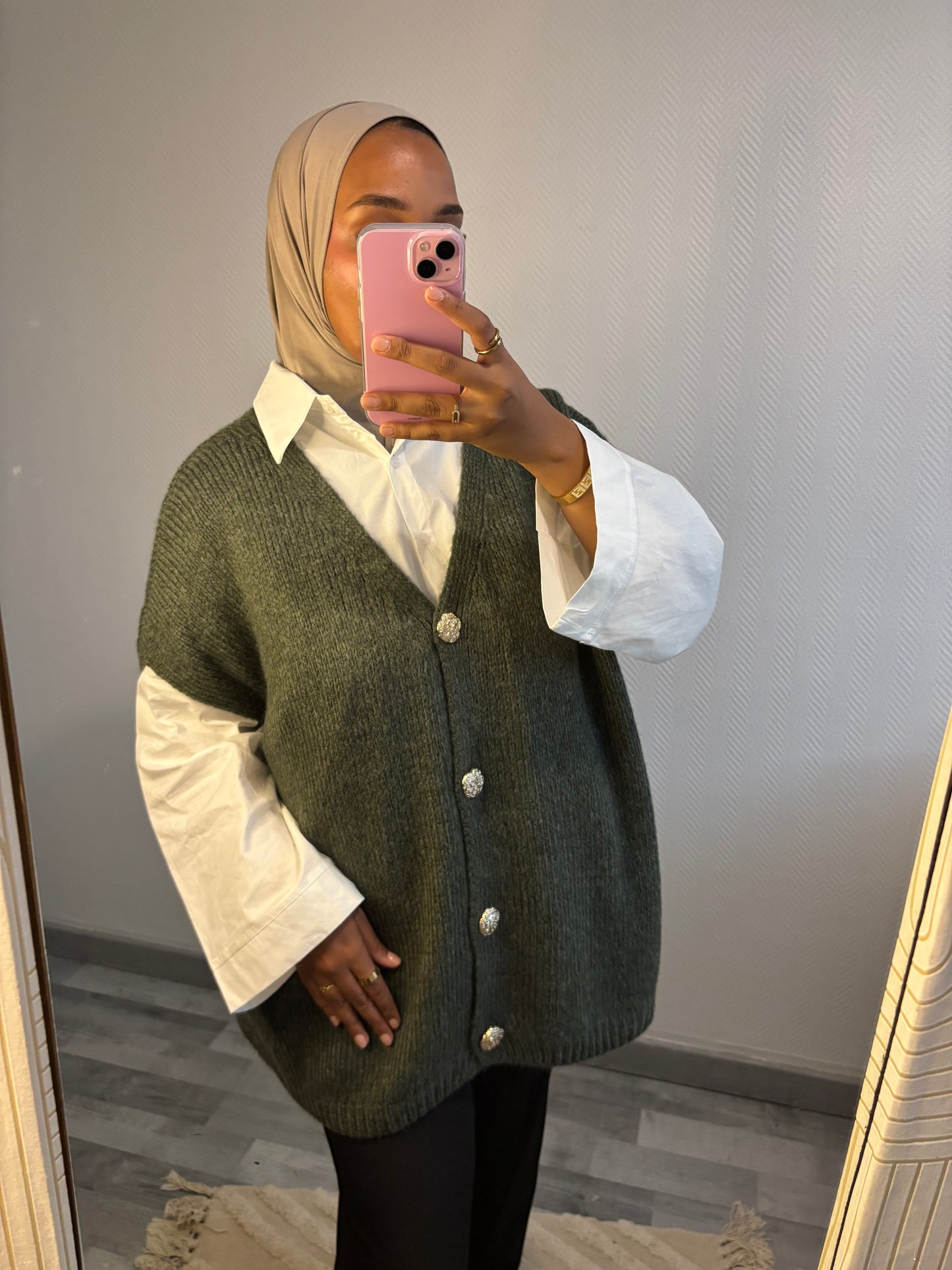 GILET À BOUTONS • VERT KAKI