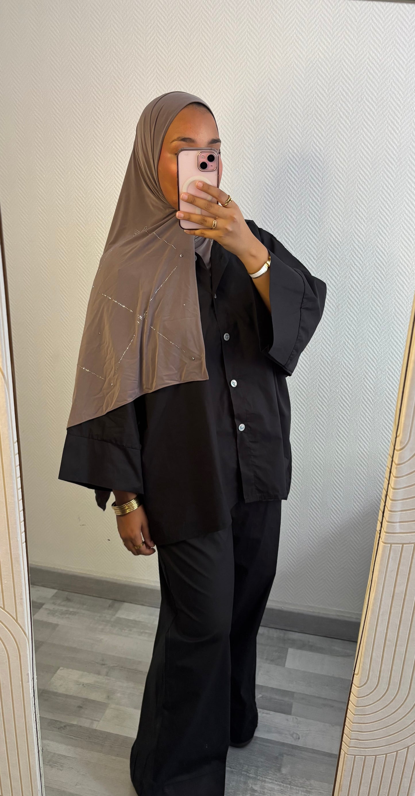 ENSEMBLE SUMER • NOIR