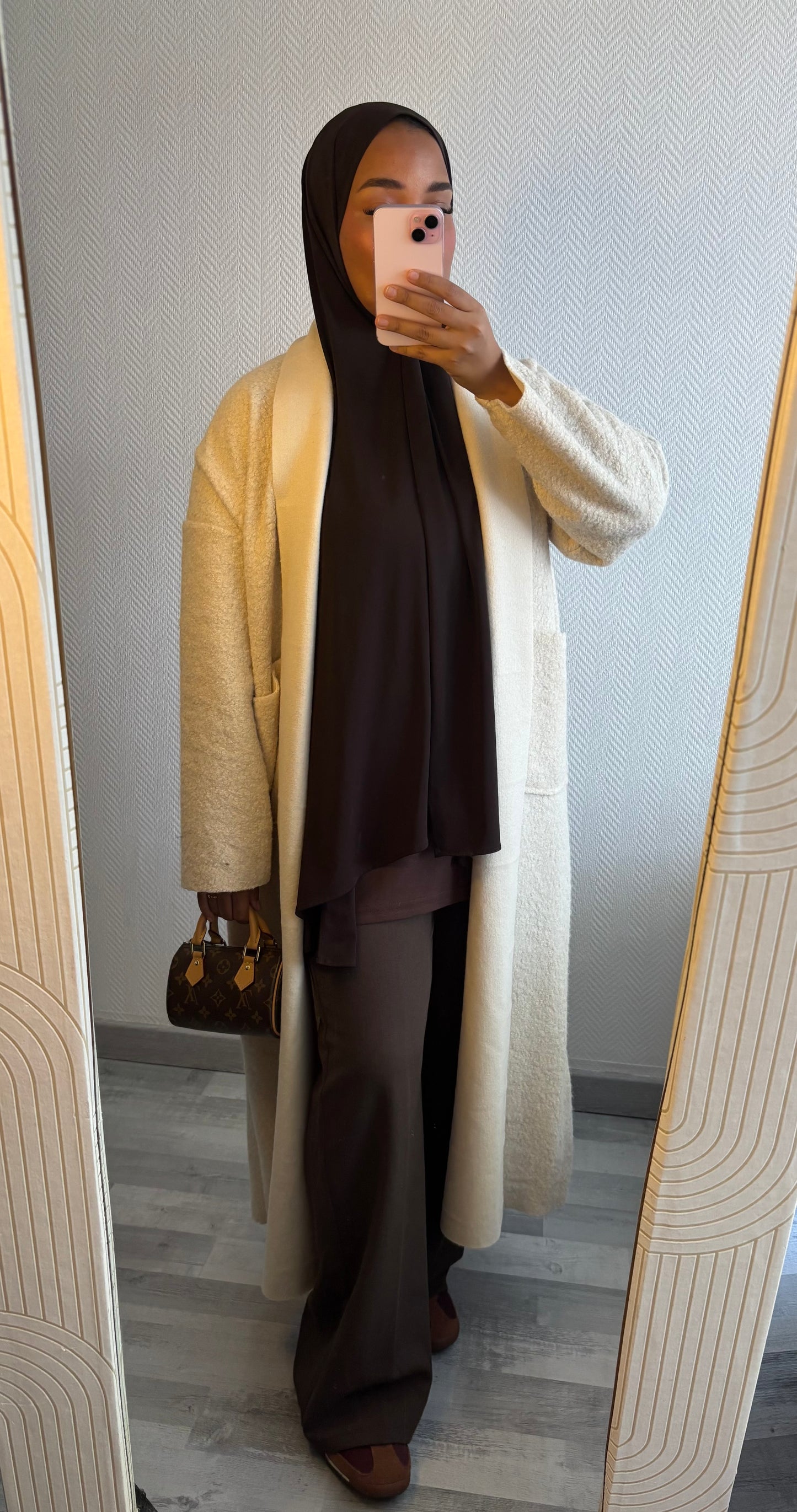 MANTEAU À POCHES • BEIGE