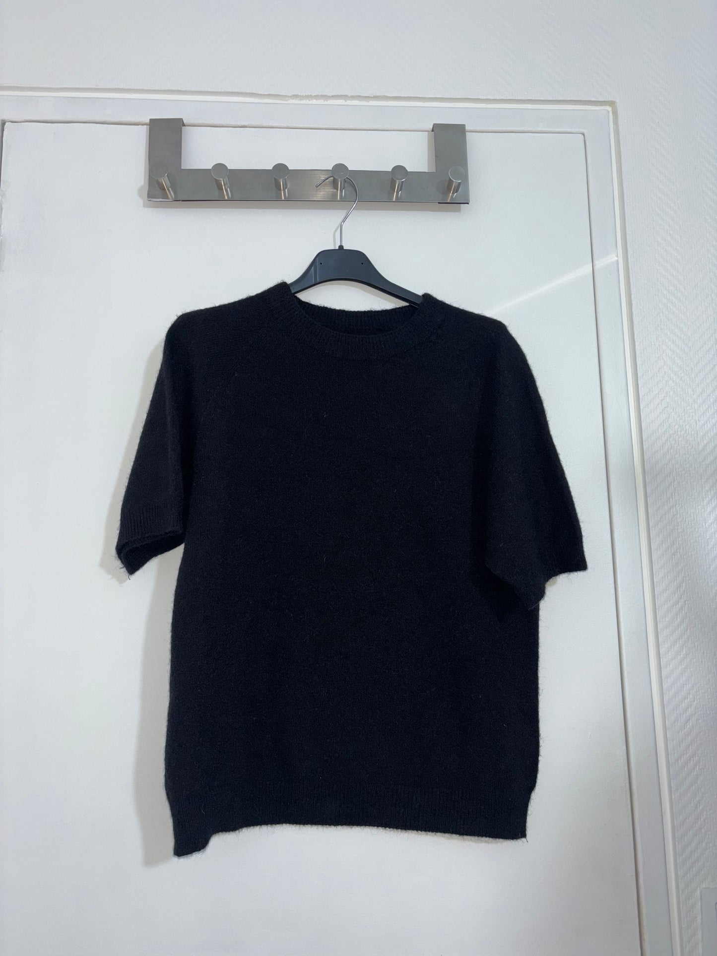 TOP EN LAINE • NOIR