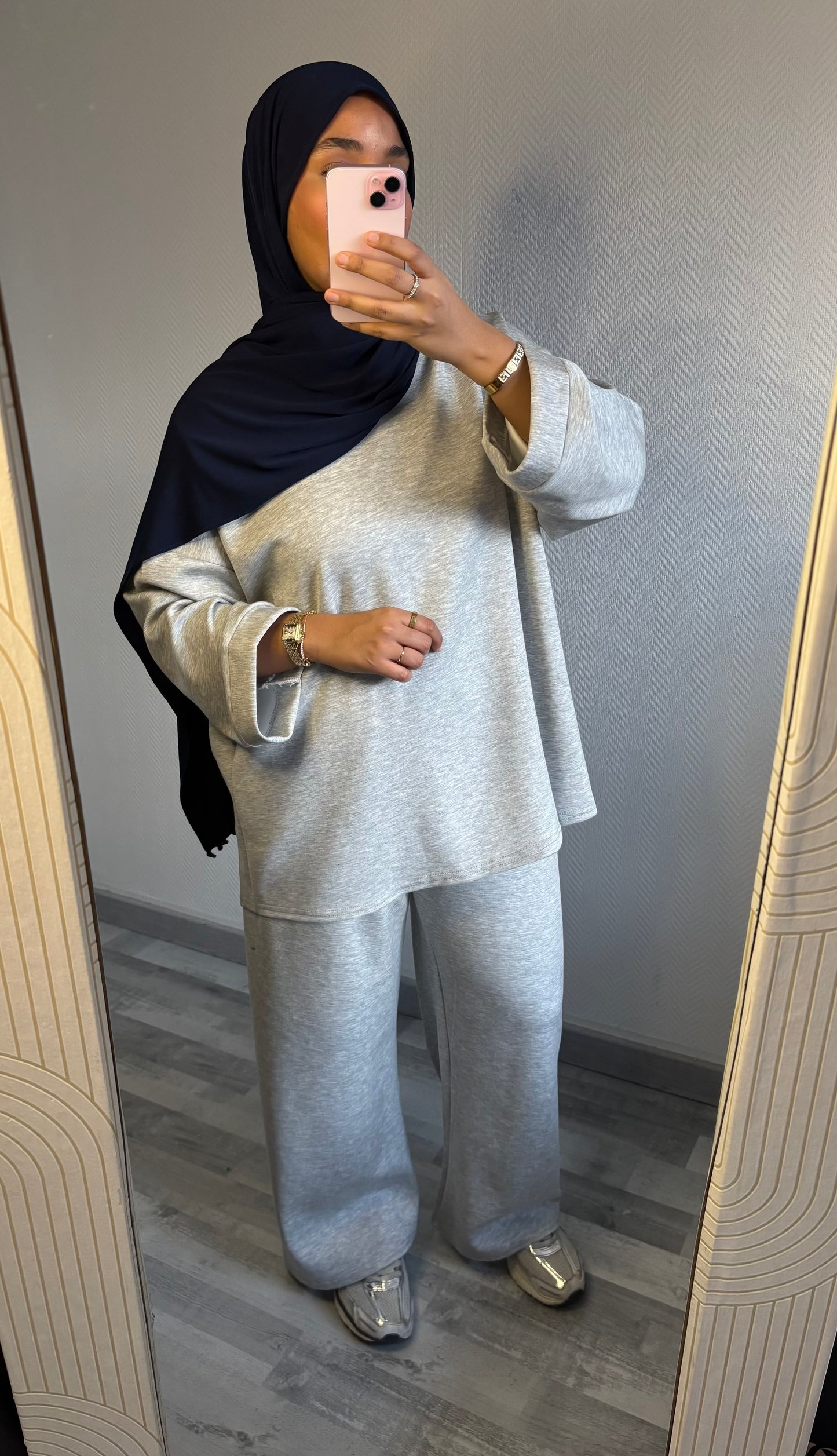 TRACKSUIT • GREY