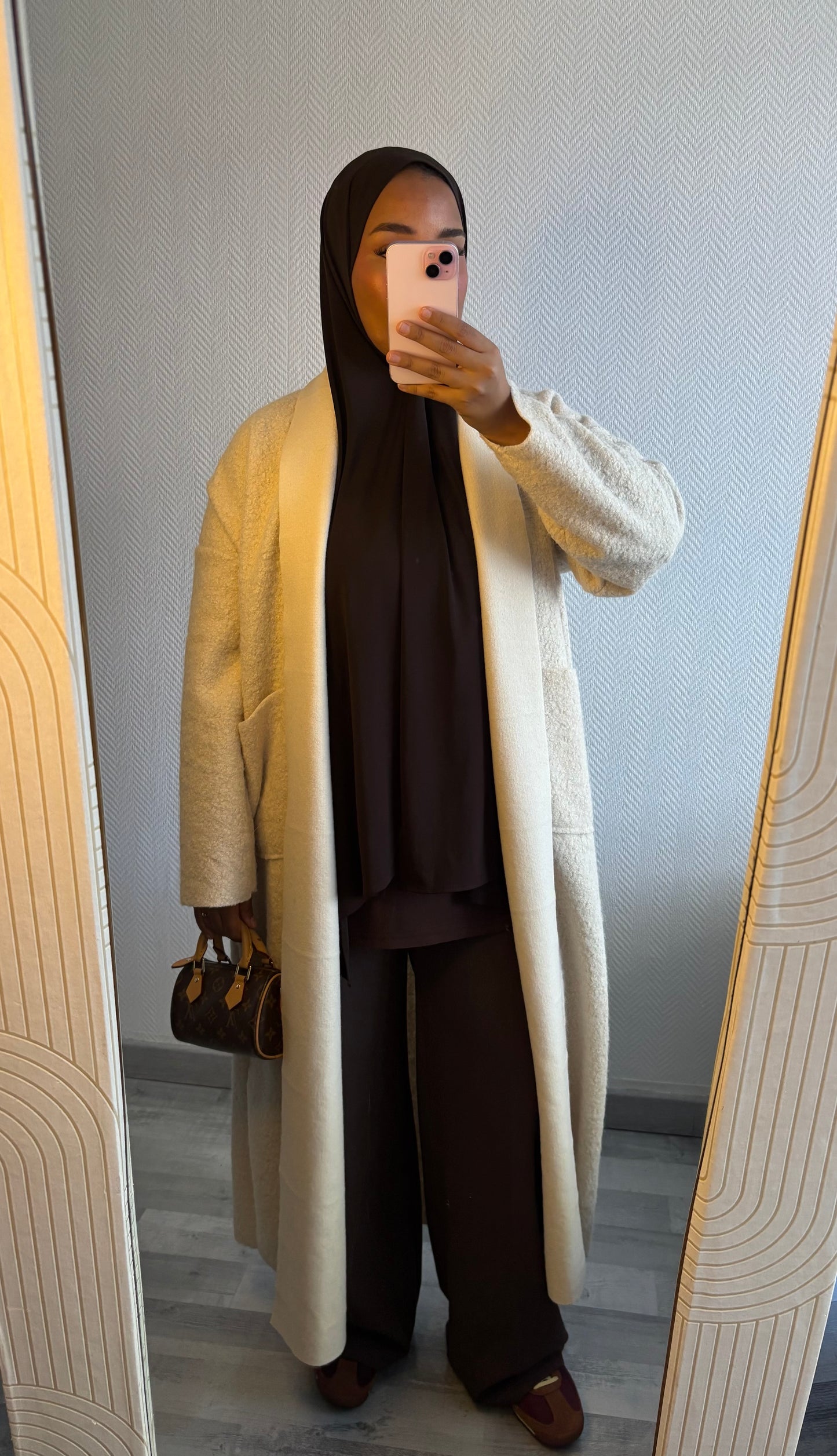 MANTEAU À POCHES • BEIGE