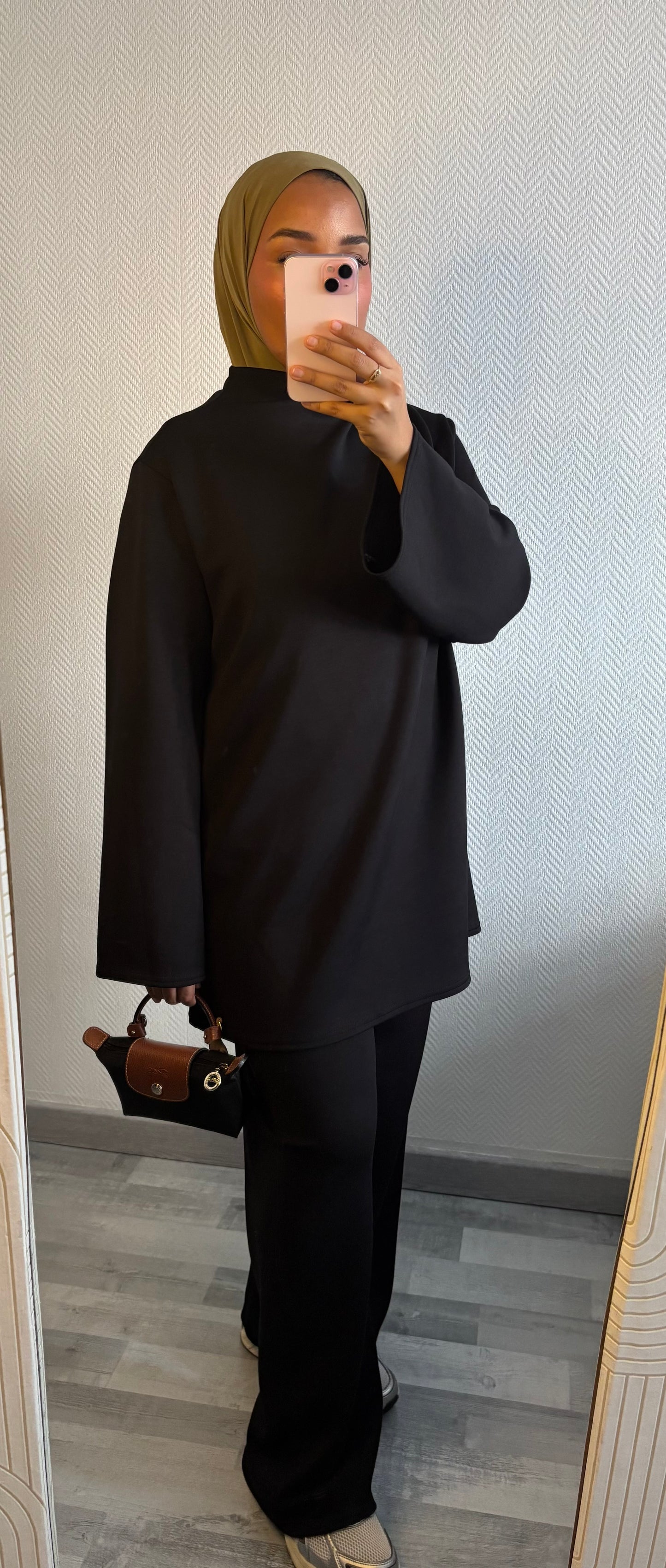 ENSEMBLE LAYAN • NOIR