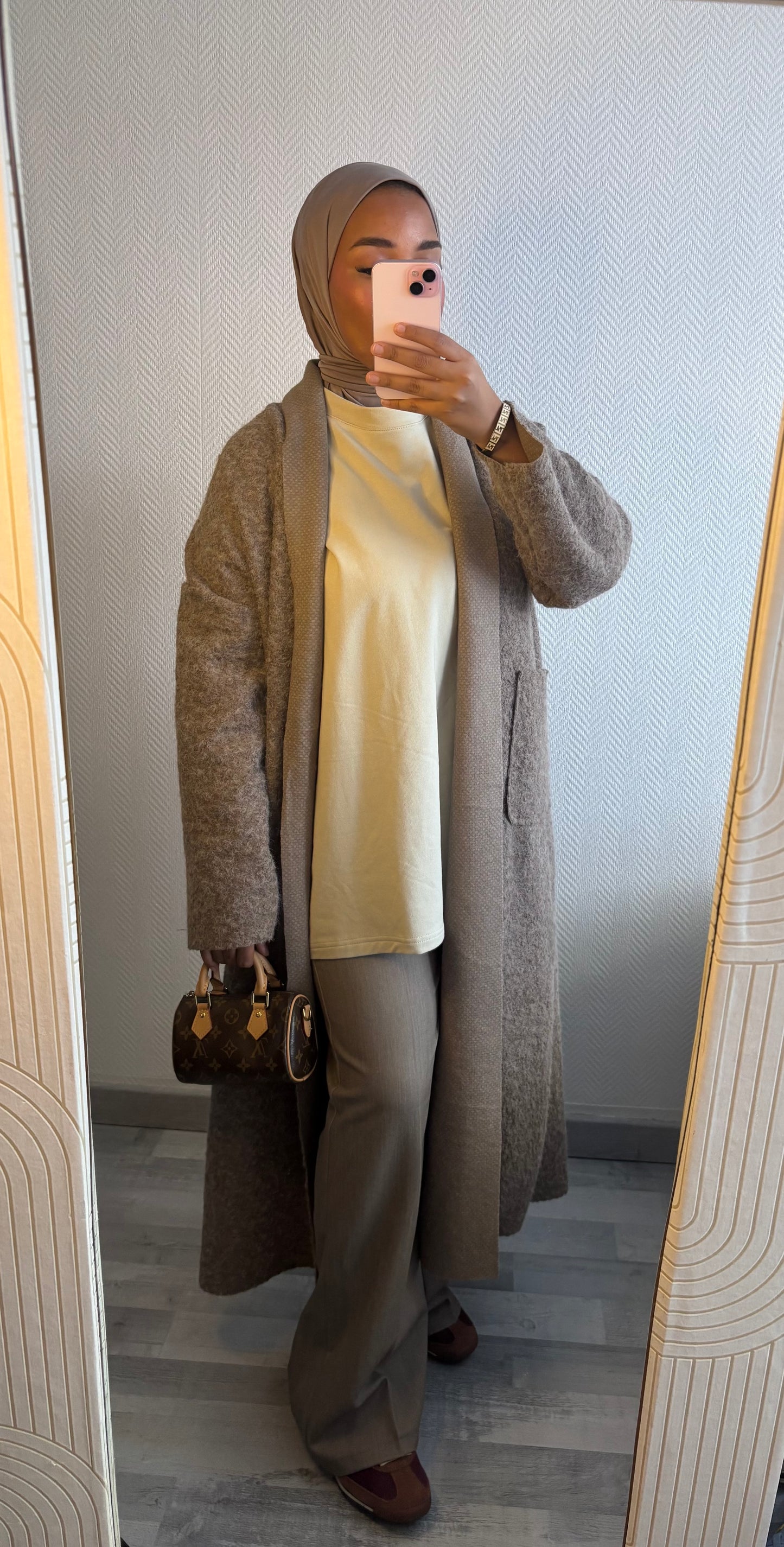 MANTEAU À POCHES • TAUPE