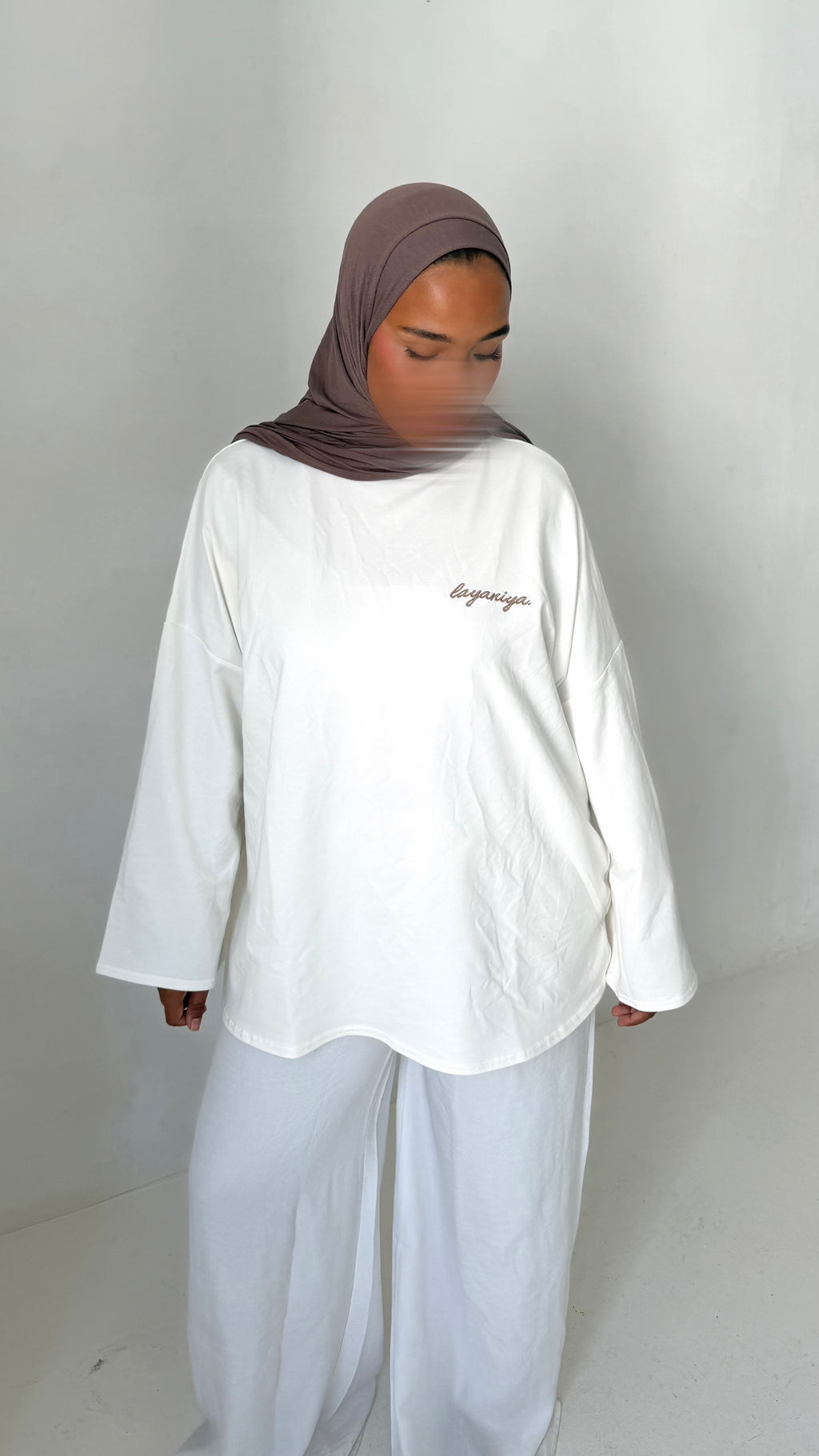 T-SHIRT SIGNATURE • BLANC / TAUPE