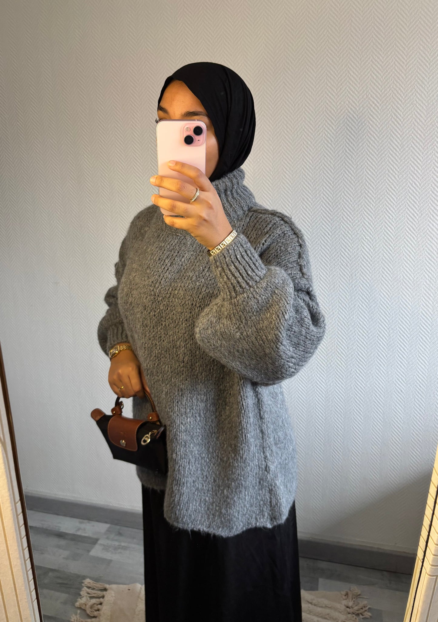 NEYA SWEATER • GREY